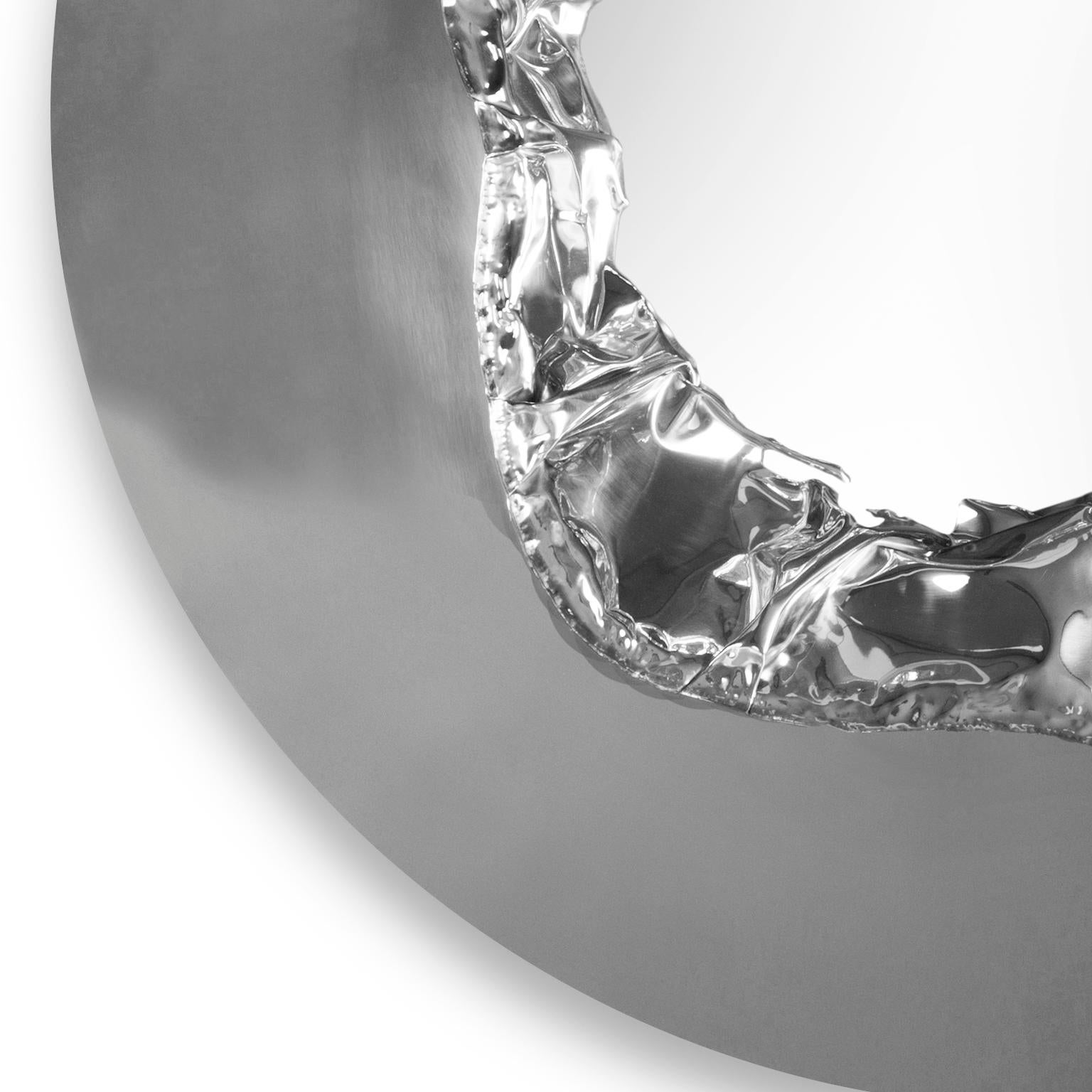 Moderner Meteor-Wandspiegel, polierter, gehämmerter Edelstahl, Metall-Wandkunst (Gebürstet) im Angebot