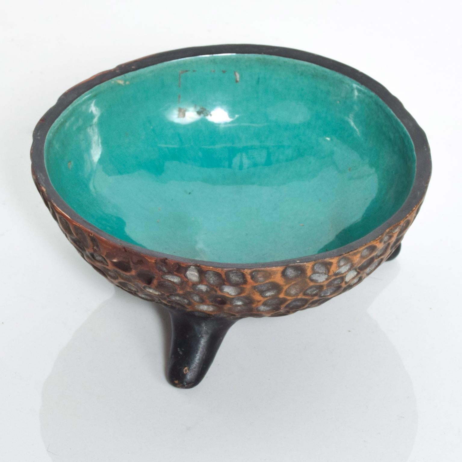 Modern Mexican Decorative Bowl from Texcoco Tripod Base 1