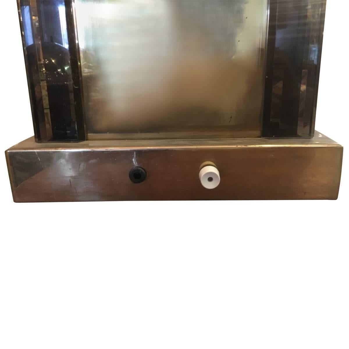 Modern Midcentury Italian Rectangular Brass Table Lamp In Excellent Condition For Sale In Pasadena, CA