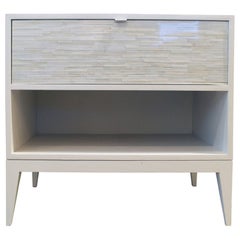 Comodino moderno Milano a 1 cassetto con laccatura avorio di Ercole Home