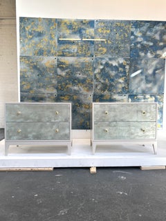 Tables de nuit à deux tiroirs Milano Mystic Masterbedroom par Ercole Home