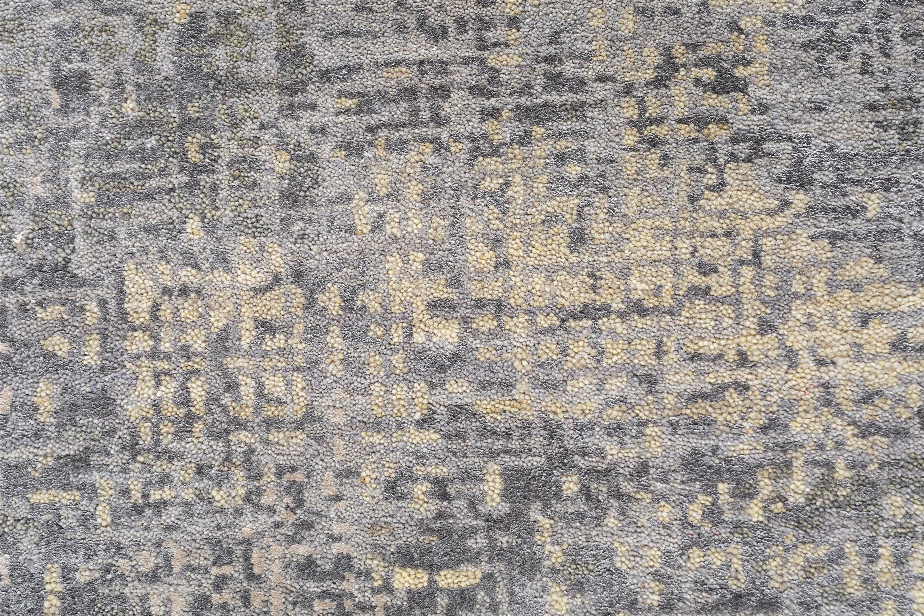 Hand-Knotted Modern Mingle Ashwood & Silver 180X270 cm Handknotted Rug For Sale