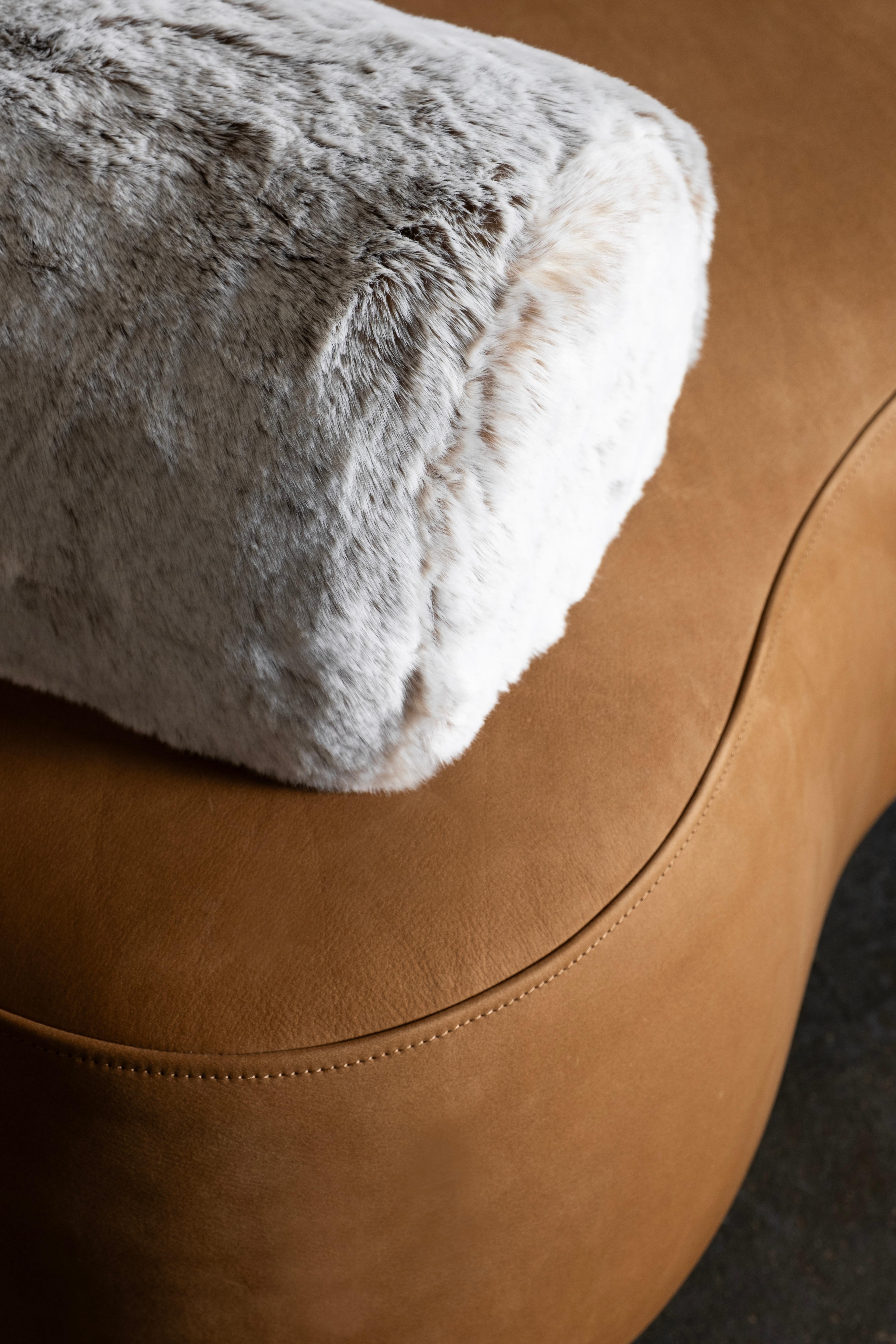 Letto da giorno Minho, Mid-Century Modern, Nubuck, Calacatta Viola, Greenapple fatto a mano in vendita 3