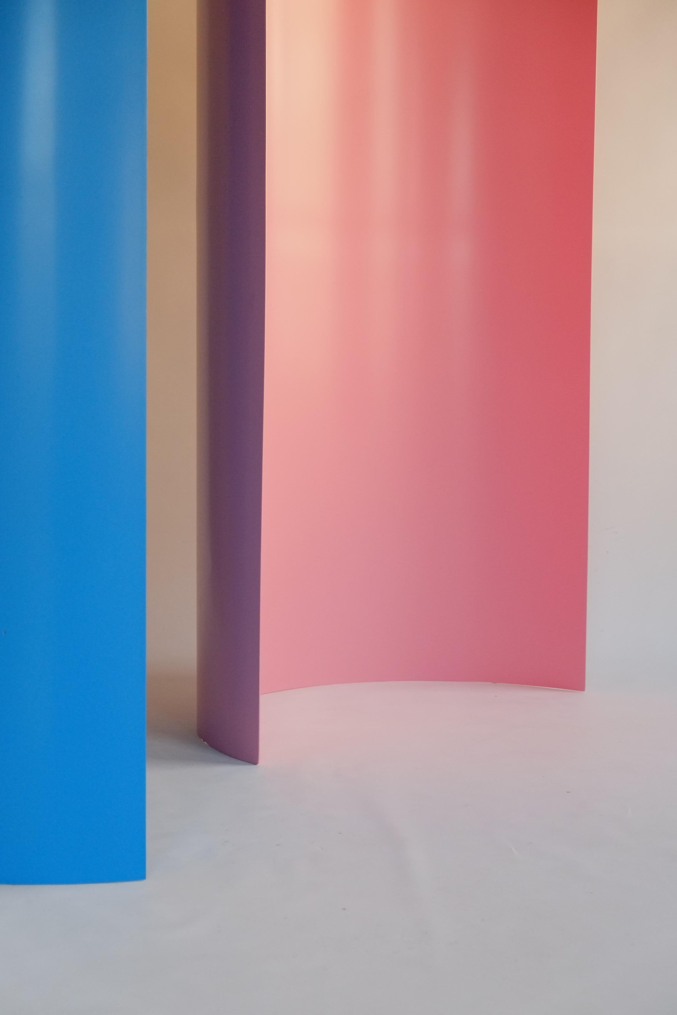 Modern Minimal Privacy Screen / Pink Room Divider in Aluminium For Sale ...