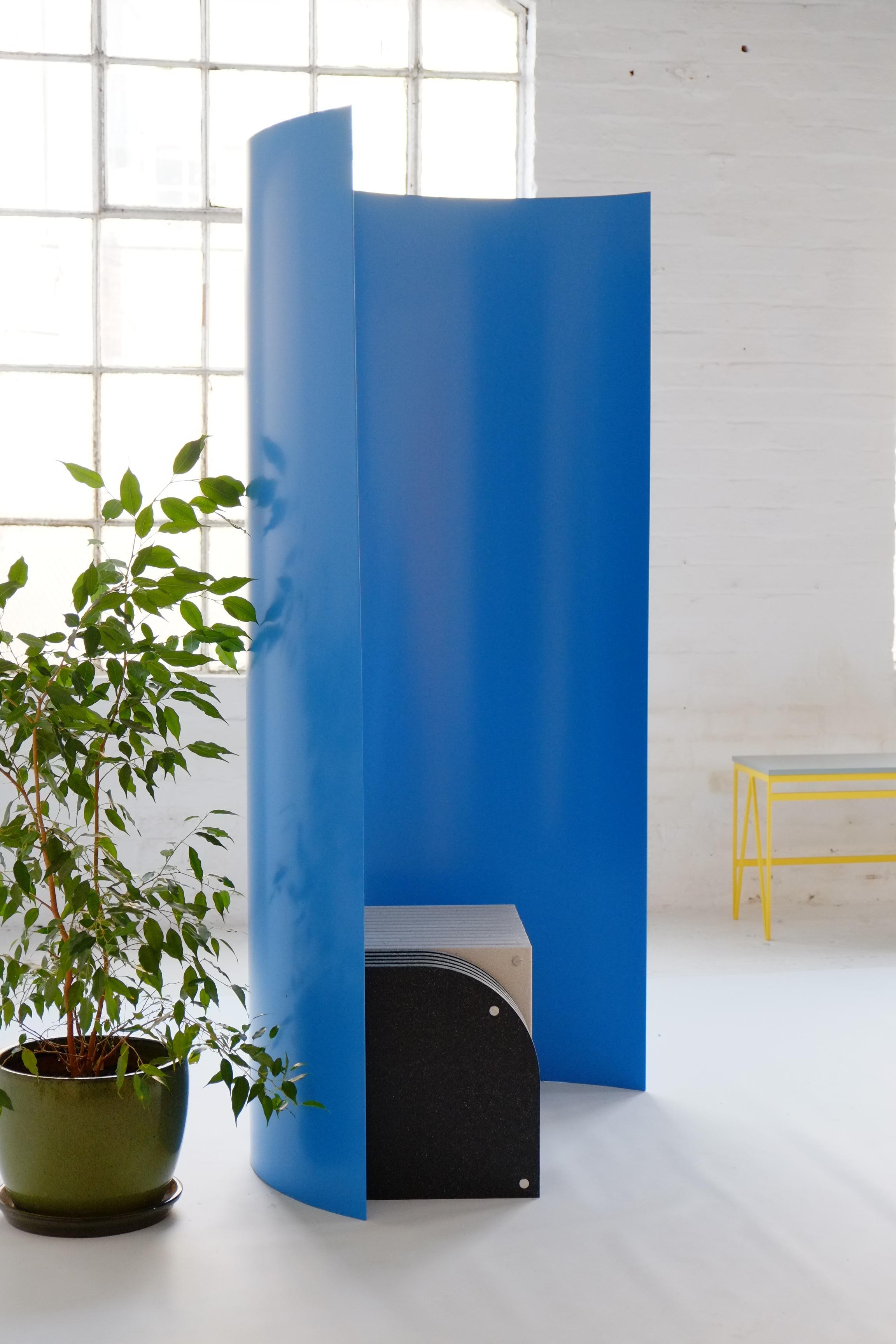 British Modern Minimal Privacy Screen / Room Divider in Sky Blue / Indoor Outdoor For Sale