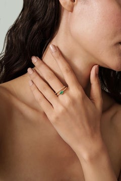 Anello moderno minimalista a doppia fascia con smeraldo e diamante da 2,47 carati in oro giallo 14 carati