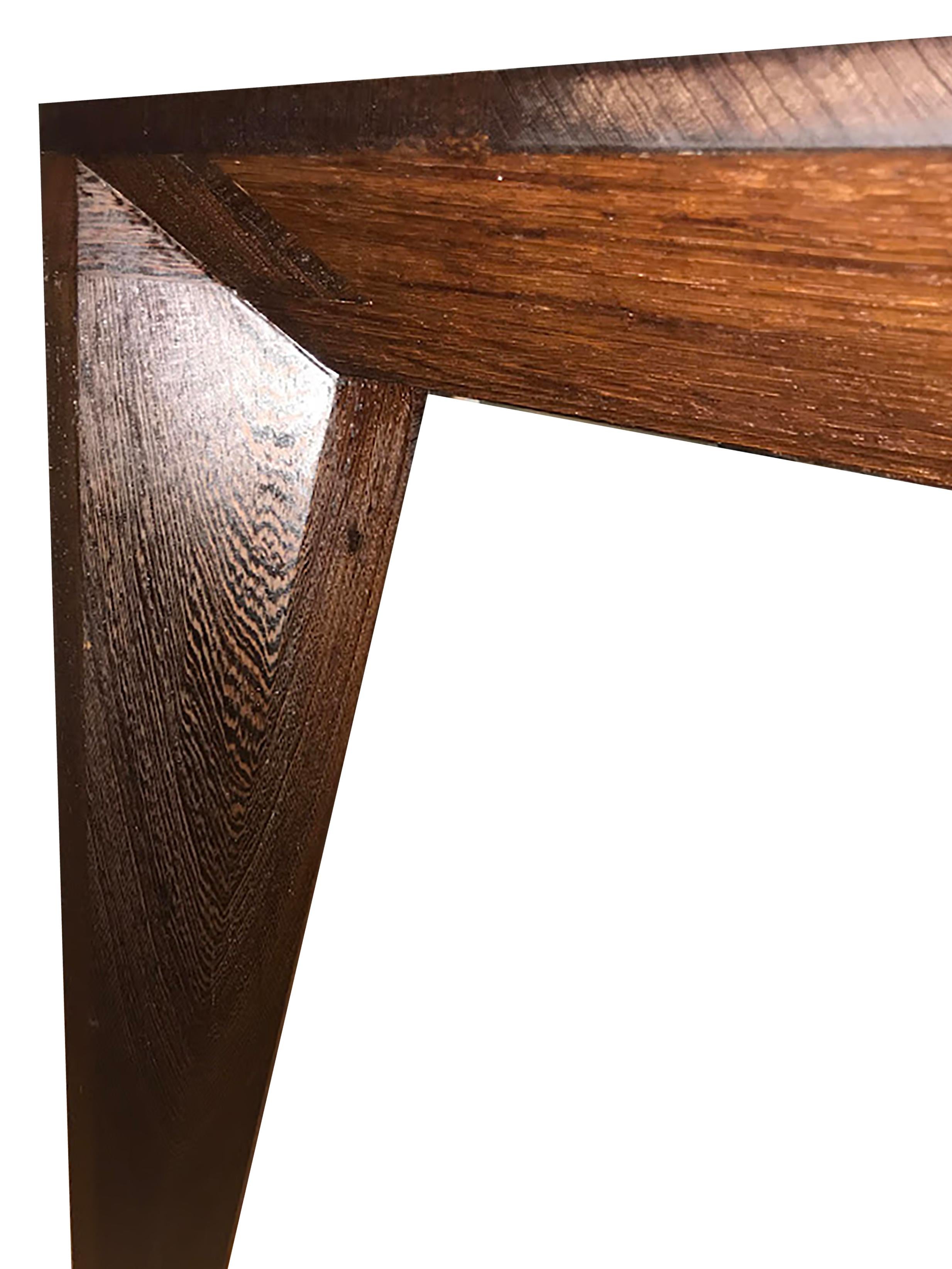 XXIe siècle et contemporain Table de salle à manger noire moderne et minimaliste au design épuré en vente