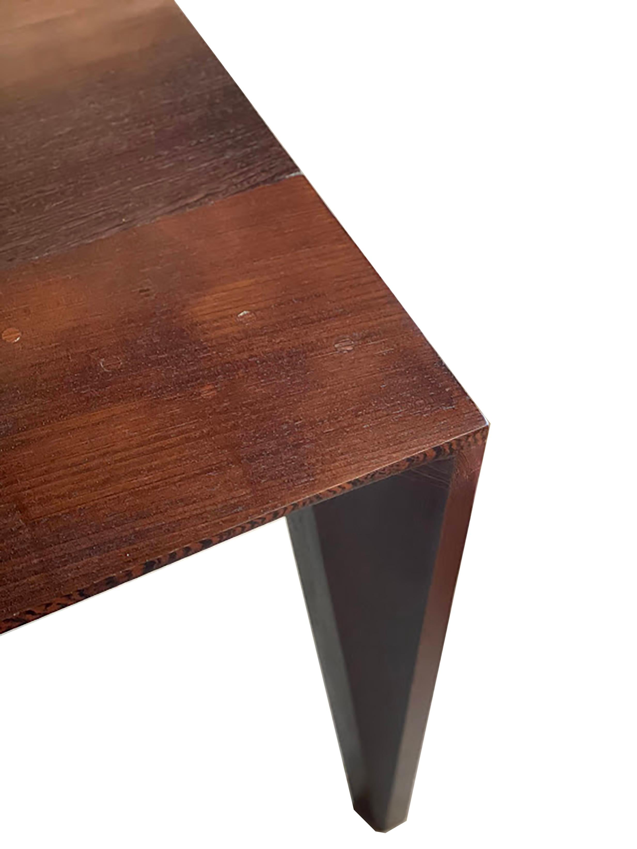Wengé Table de salle à manger noire moderne et minimaliste au design épuré en vente