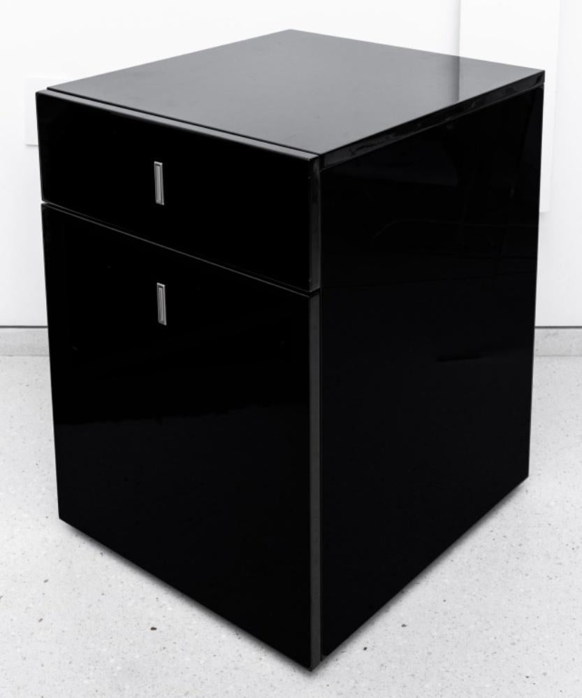 Modern Minimalist Black Lacquer Filing Cabinet In Good Condition For Sale In New York, NY