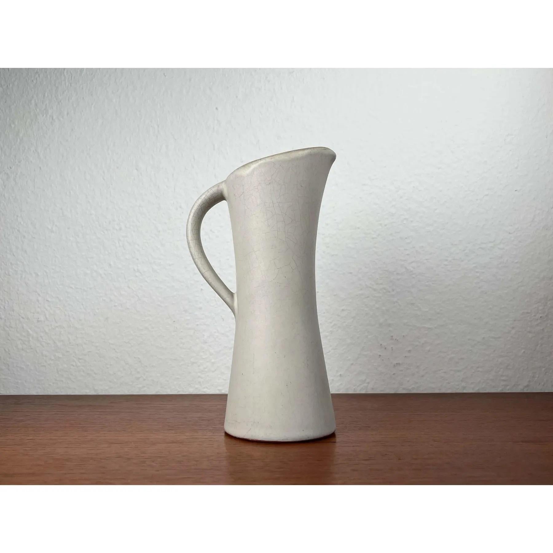 Modern Minimalist German Carafe Vase from Cortendorf, 1960s For Sale 8