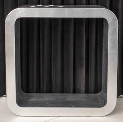 Moderne minimalistische versilberte Komposit-Konsolenbar