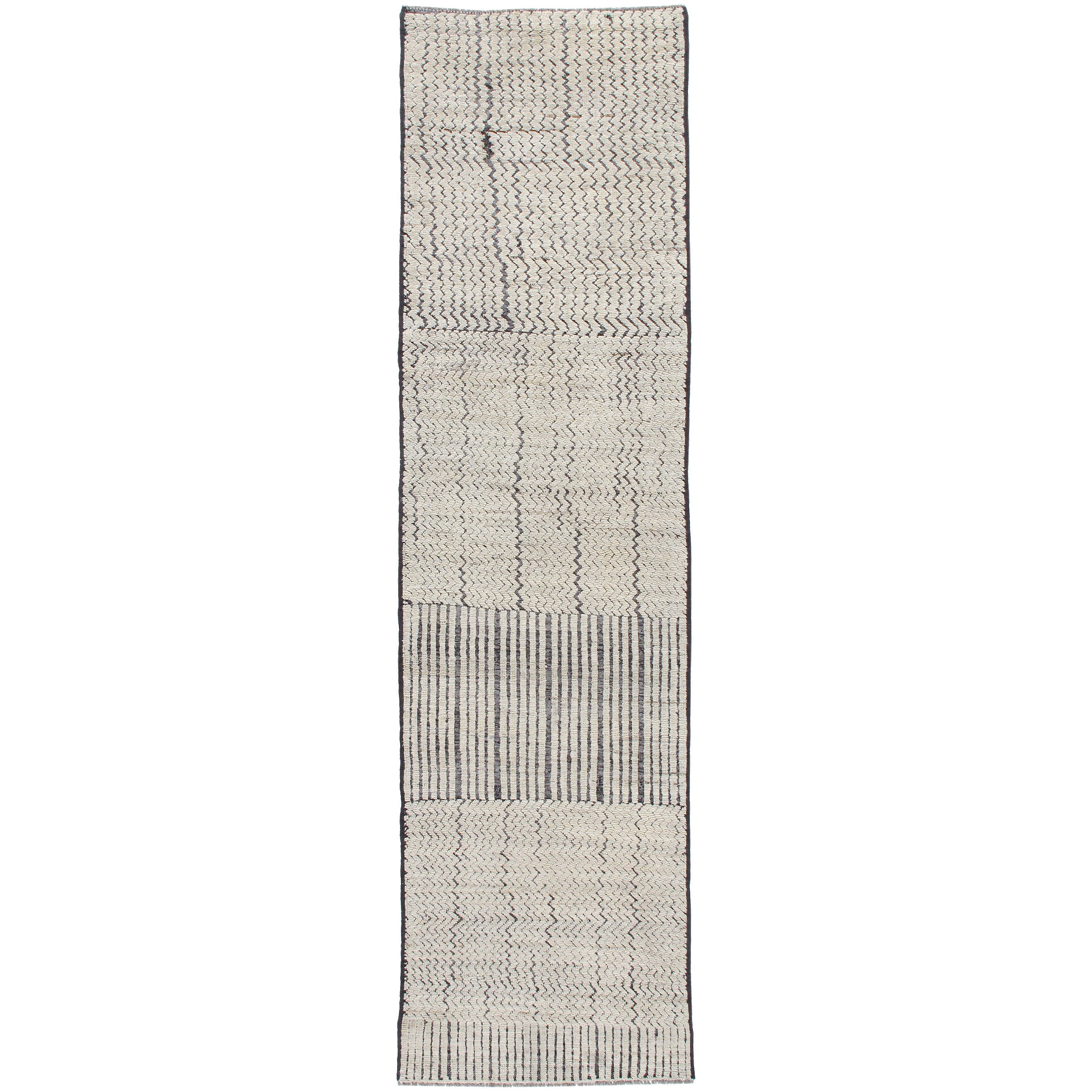Tapis de couloir moderne et minimaliste en laine texturée non teintée en vente