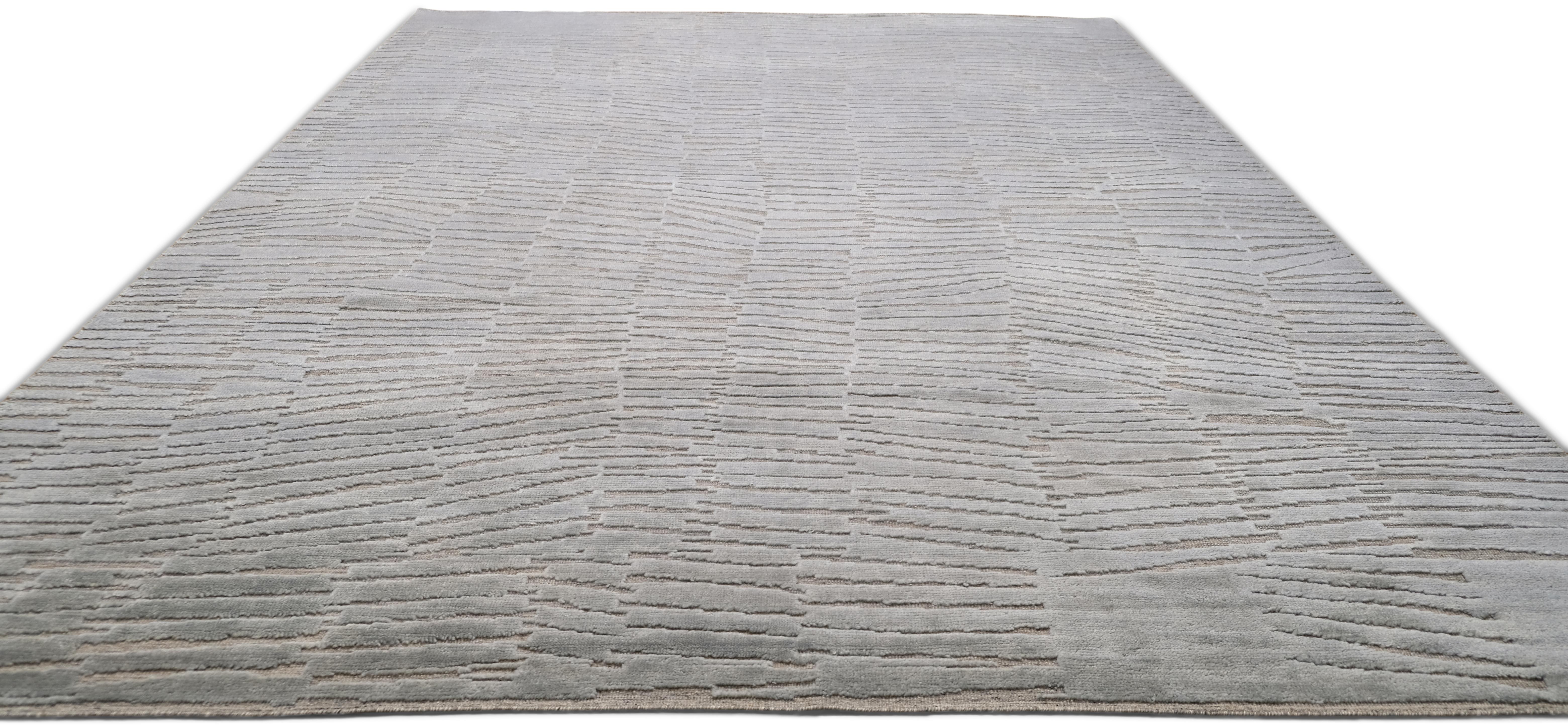 Moderner minimalistischer Wollteppich mit Wellenmuster 10'x14'2'' (Asiatisch) im Angebot