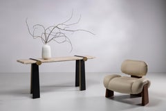 Table console moderne en travertin Mira, laiton, fait main au Portugal par Greenapple