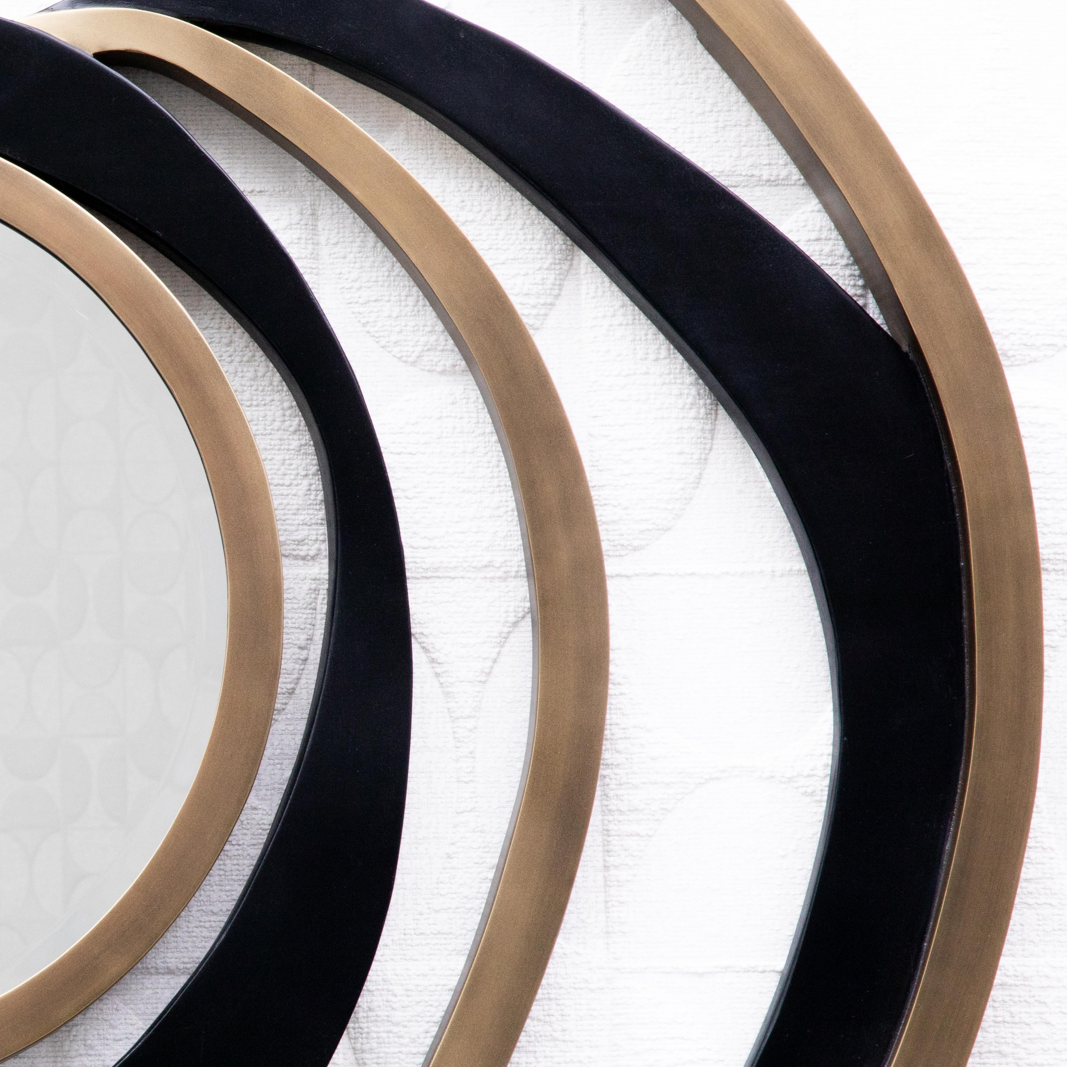 Filippino Specchio moderno in Oak nero e ottone patinato bronzo di KIFU Paris in vendita