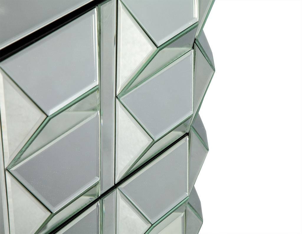 Modern Mirrored Cubism Dresser In Good Condition In North York, ON