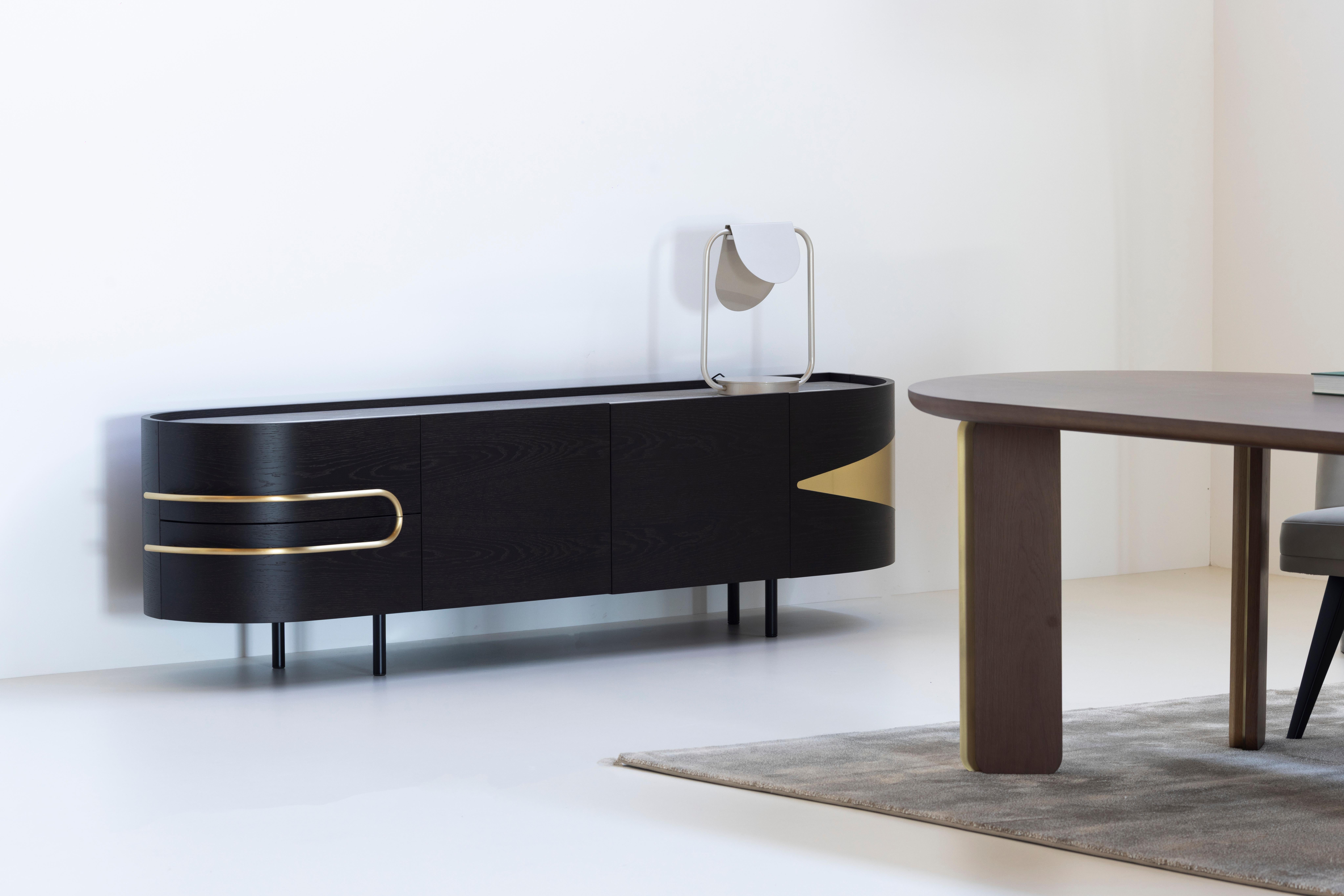 Modern Mismatch Dining Table, Contemporary Collection, Handcrafted in Portugal - Europe by Greenapple.

Mismatch seamlessly combines the beauty of organic materials with the elegance of contemporary design. The natural textured surface instantly