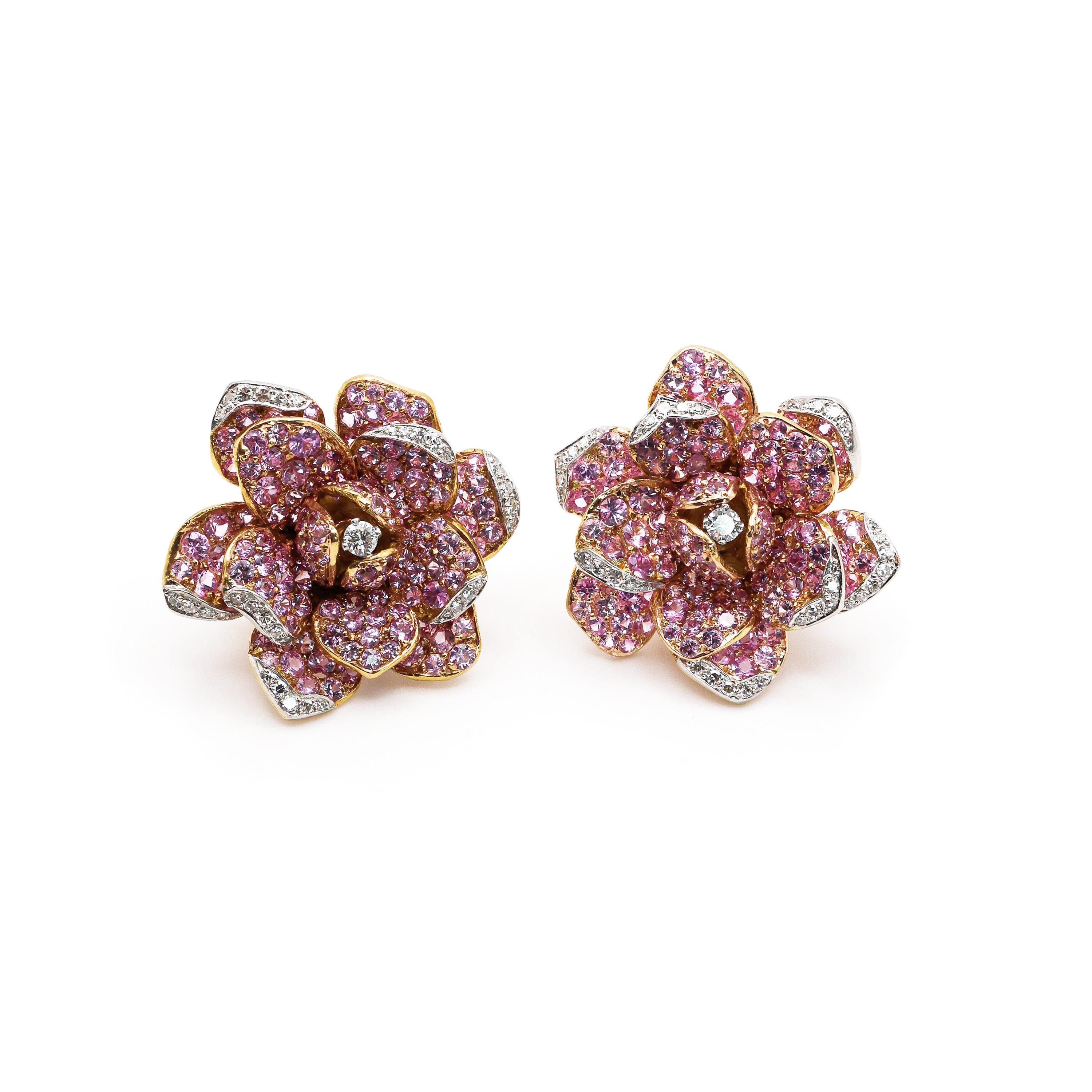 Moderno Conjunto de Broche y Pendientes Moira Rosa de Zafiro Rosa y Diamante en Oro y Plata en venta 2