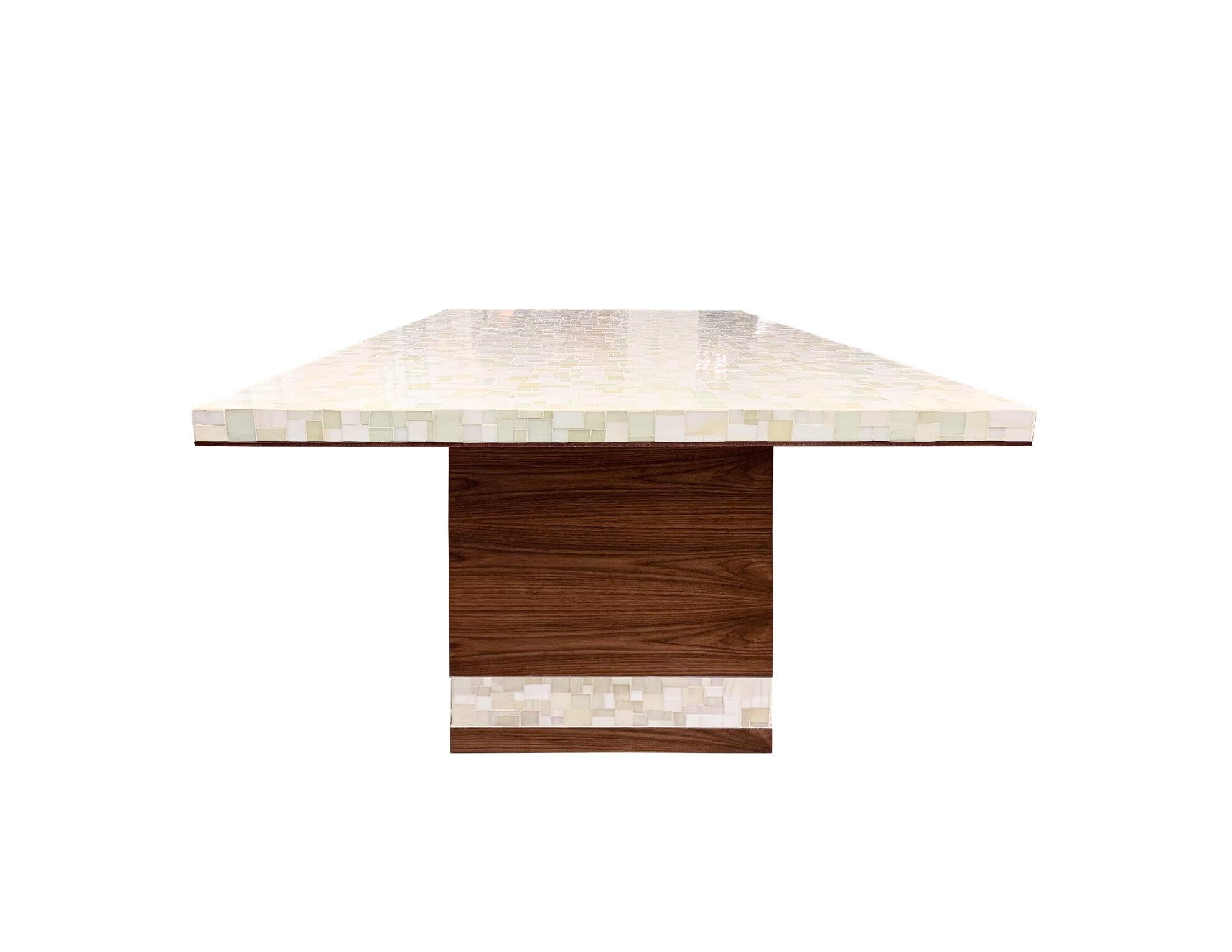Moderne Table de salle à manger moderne en noyer The Moderns Mondrian en vente