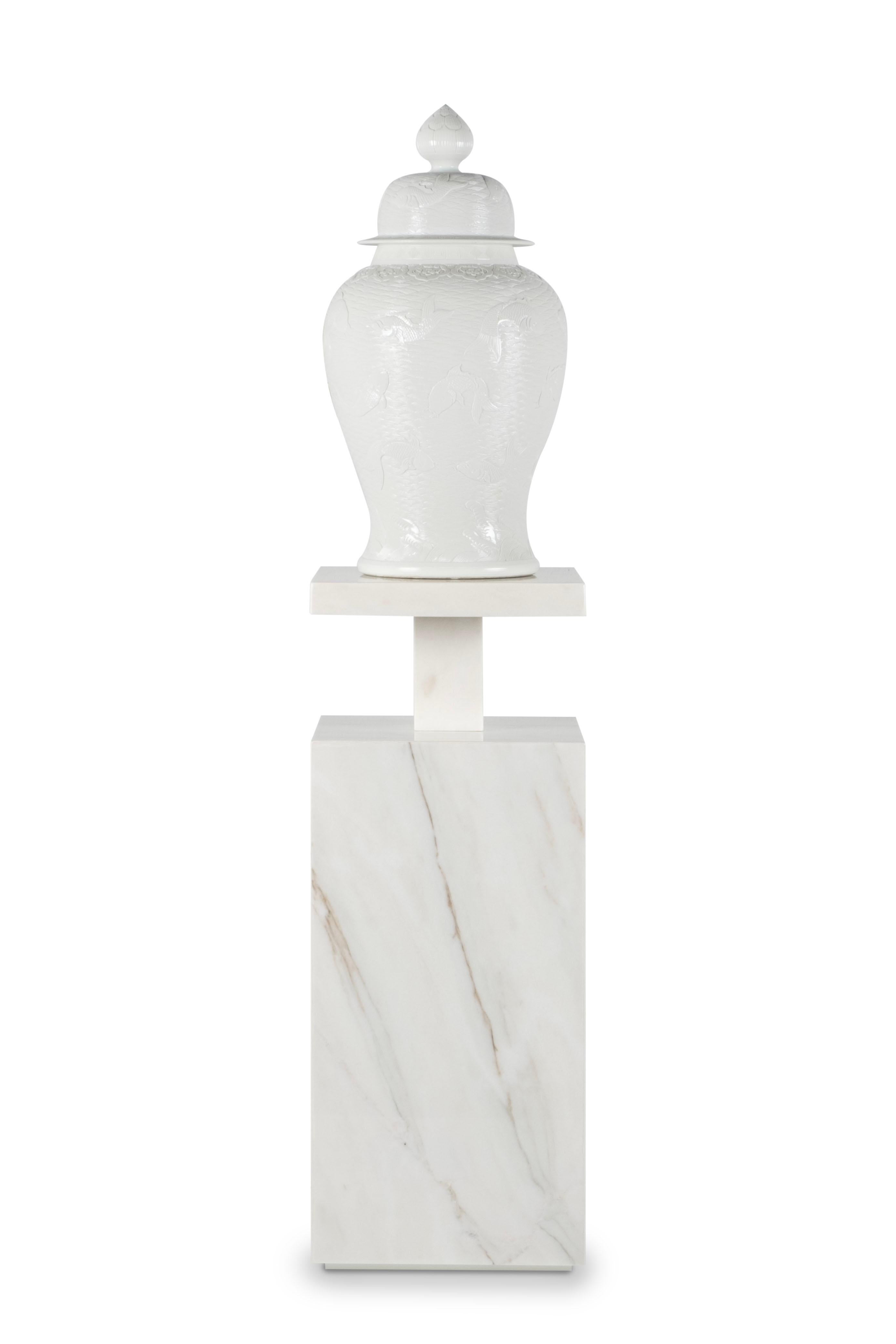 Modern Monique Pedestal Sculpture Calacatta Marble Handmade Portugal Greenapple For Sale 1