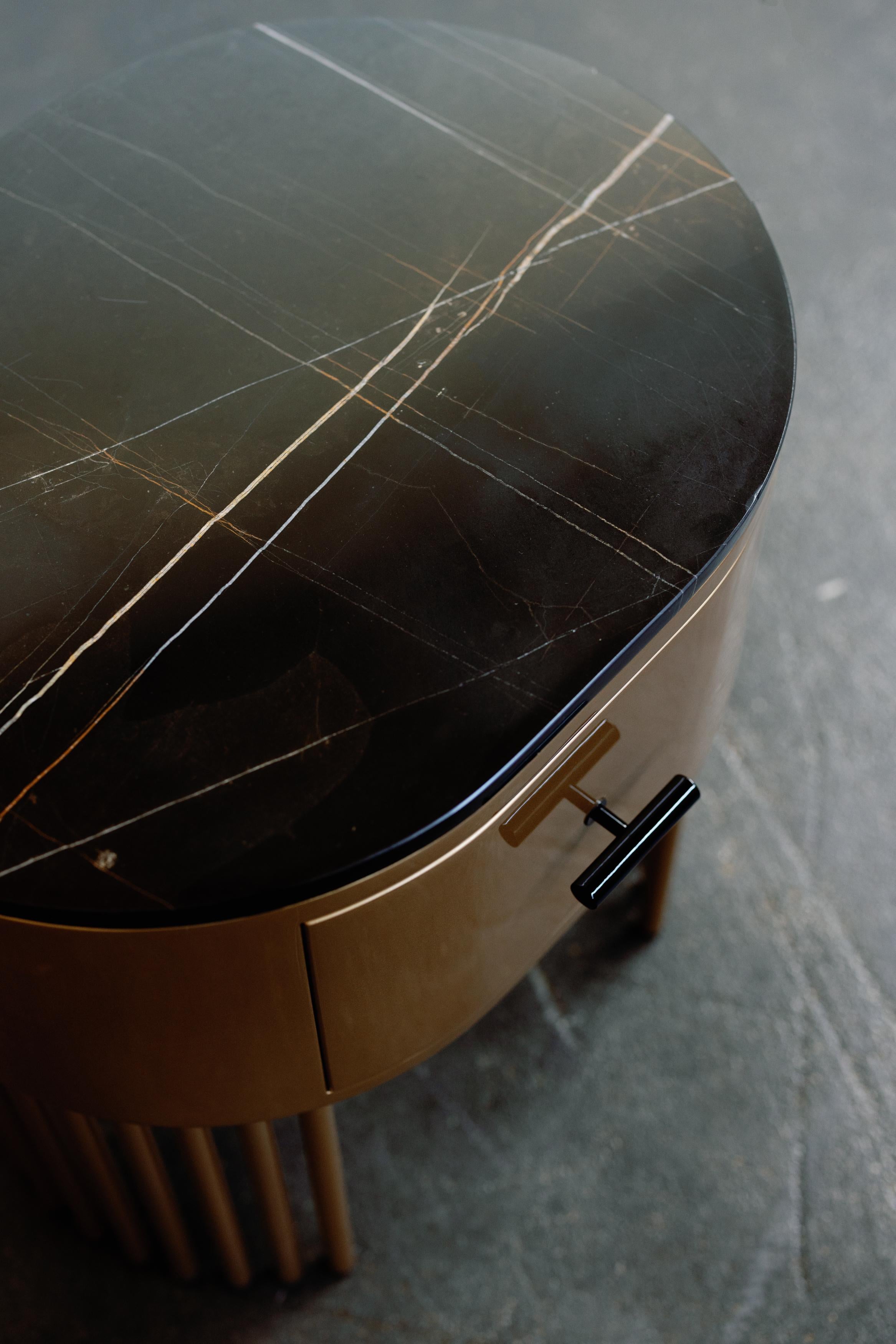 Table de nuit moderne Mons Table de chevet Set/2, Marbre, Or, Handmade by Greenapple en vente 3