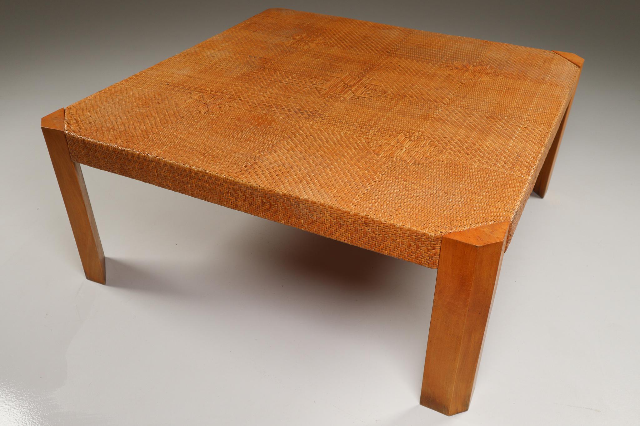 Modern Monumental Rattan and Wood Coffee Table, Mid-20th Century In Good Condition In Almelo, NL