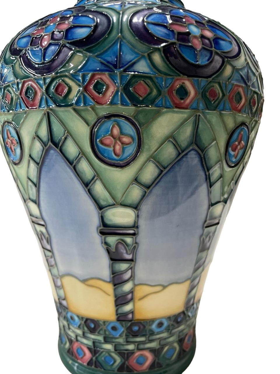Modern MOORCROFT Meknes Pattern 576/9 Vase, designed by Beverley Wilkes numbered In Good Condition For Sale In Richmond Hill, ON
