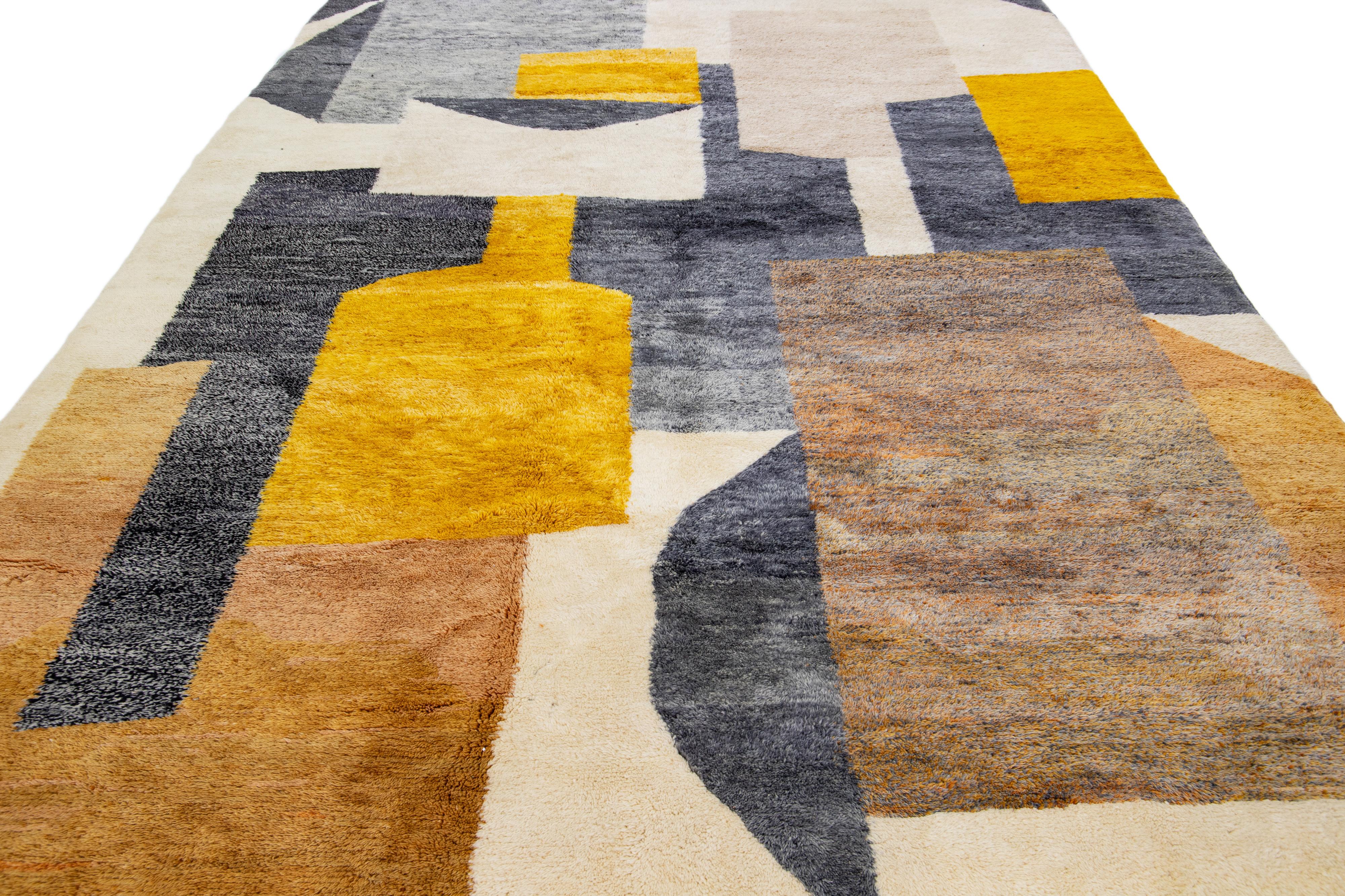 Bohemian Modern Moroccan Beige Handmade Abstract Designed Wool Rug For Sale