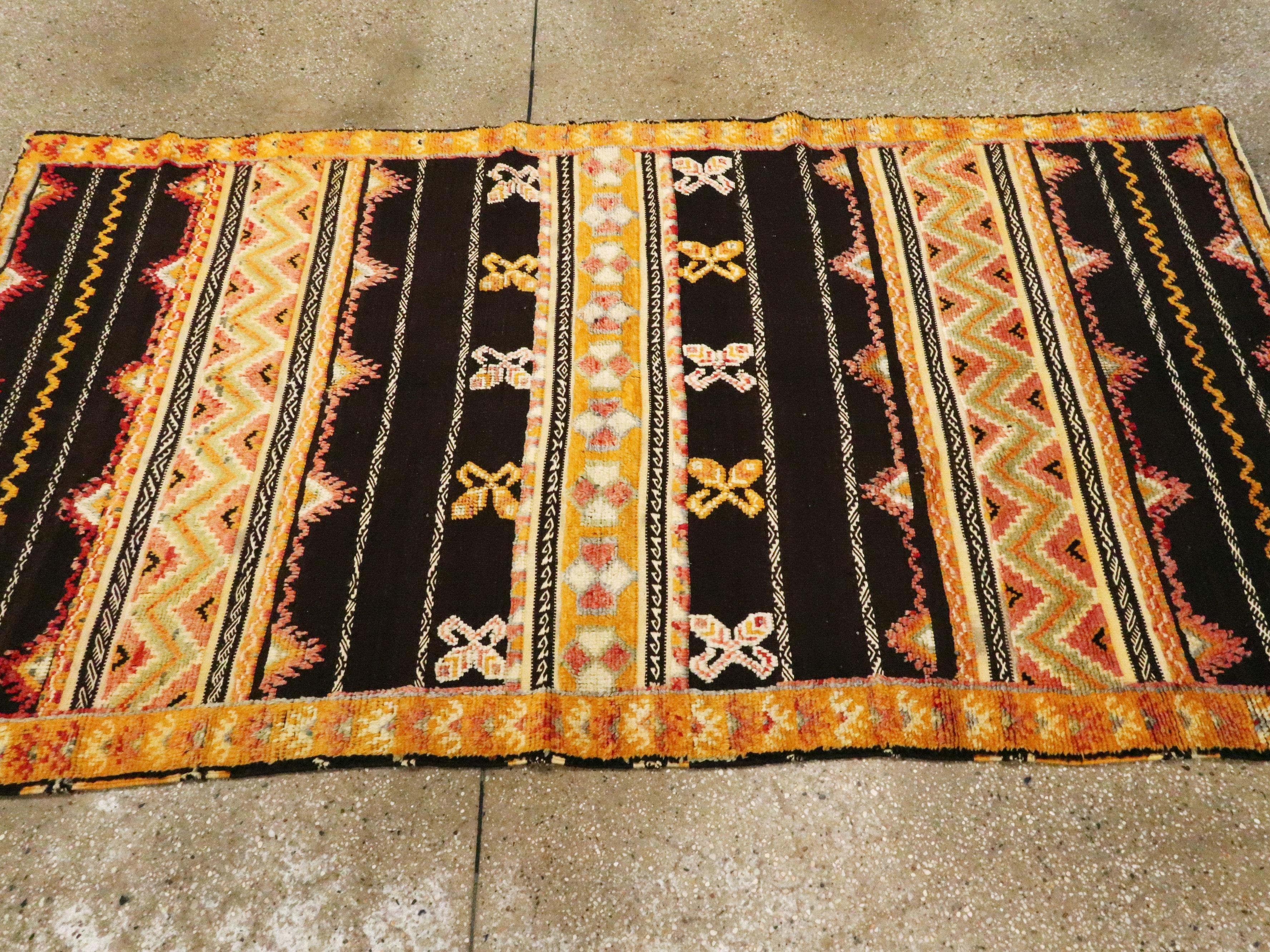 Moderner marokkanischer Flachgewebe-Teppich (20. Jahrhundert) im Angebot