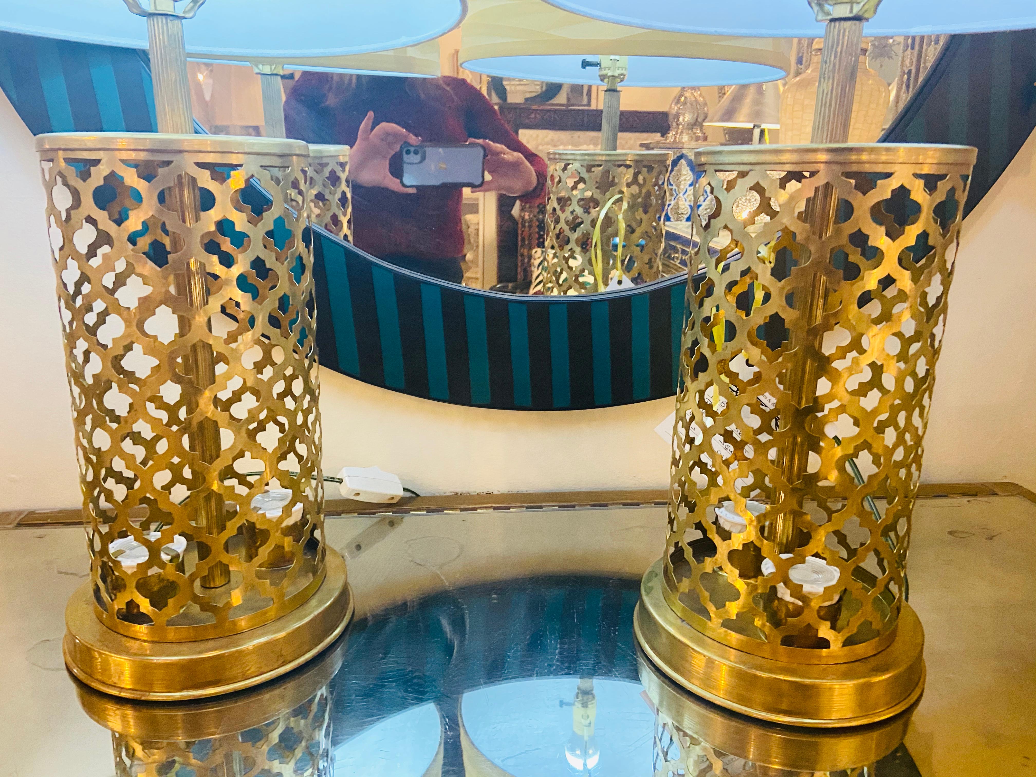 Modern Moroccan Gold Brass Table Lamp Handmade, Bottom & Upper Light, a Pair  For Sale 6
