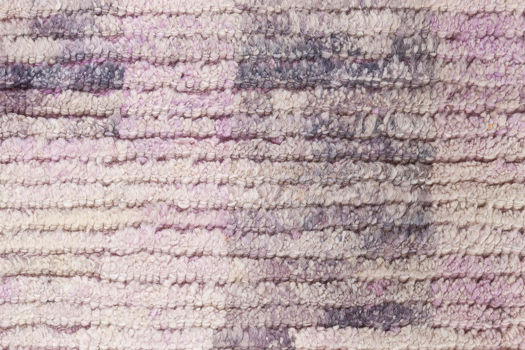 Modern Moroccan Hand-Knotted Runner by Doris Leslie Blau en Nuevo estado para la venta en New York, NY
