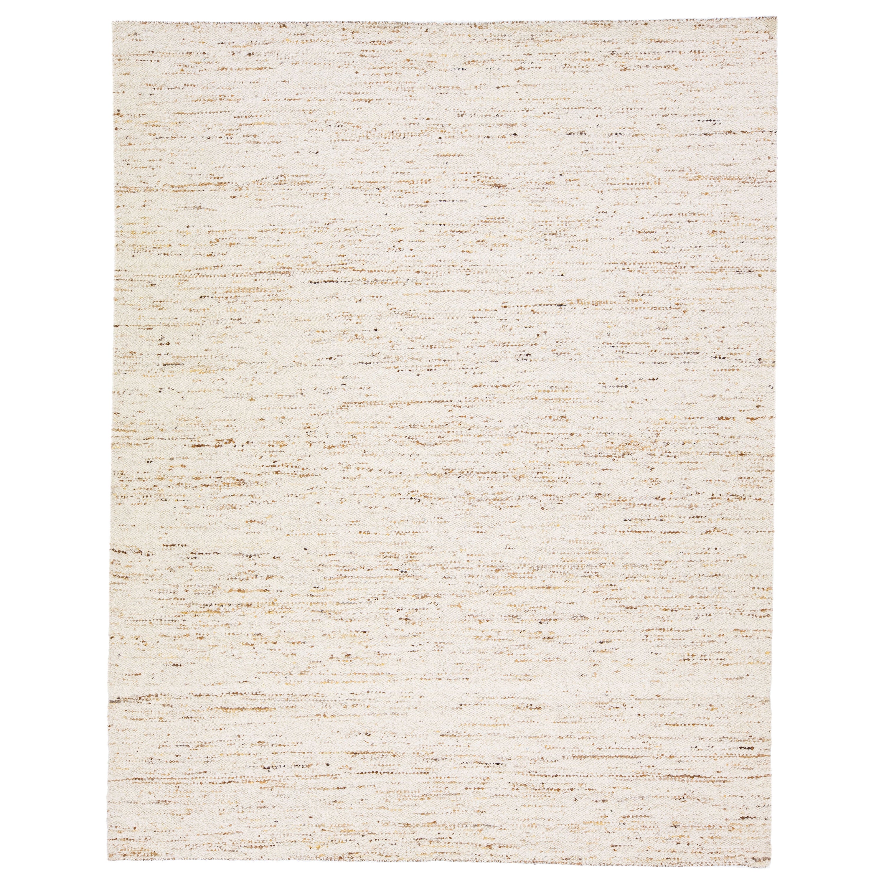 Tappeto marocchino moderno in lana fatto a mano di colore beige naturale di Apadana