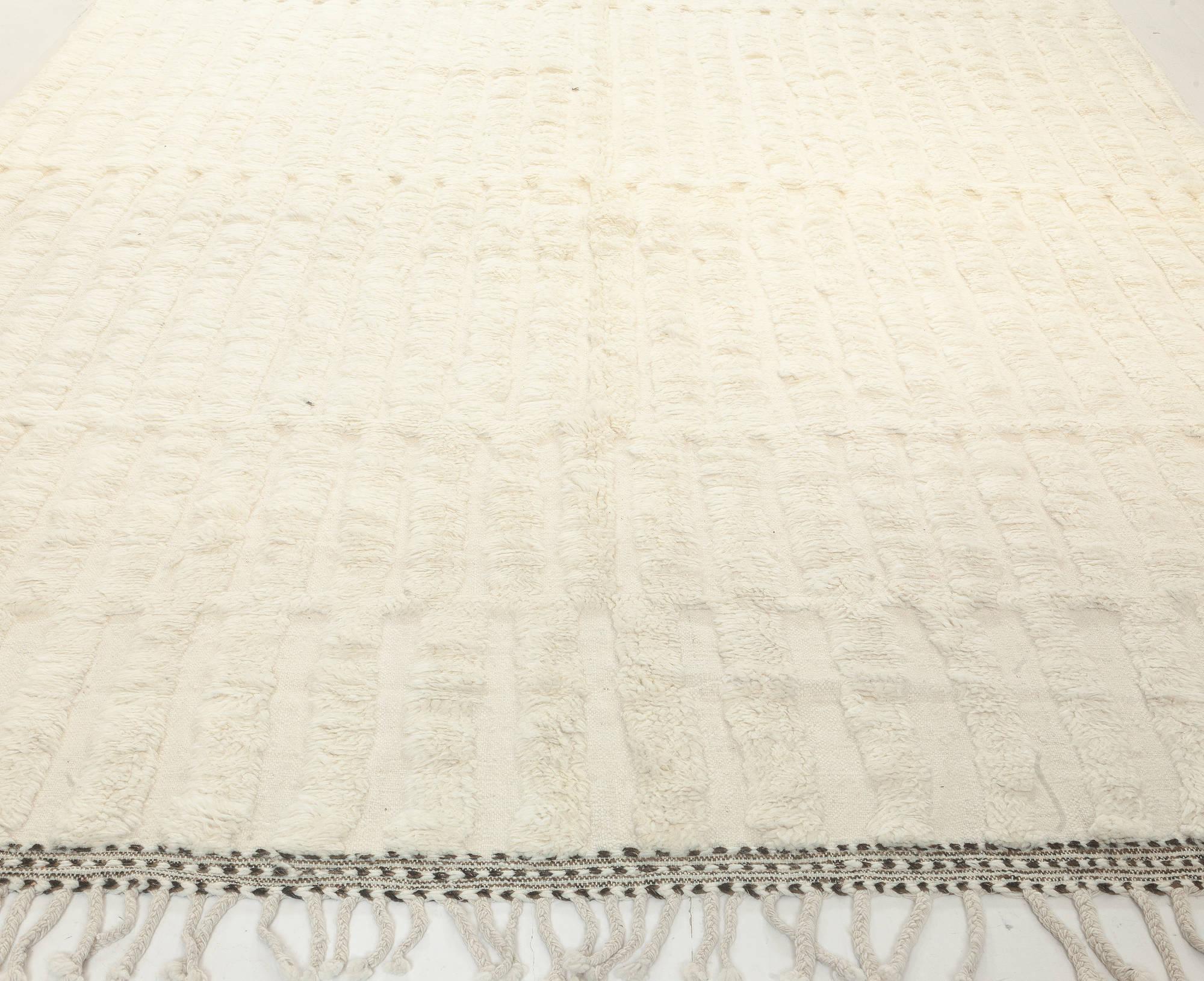 Marocain Tapis marocain moderne en laine High-Low par Doris Leslie Blau en vente