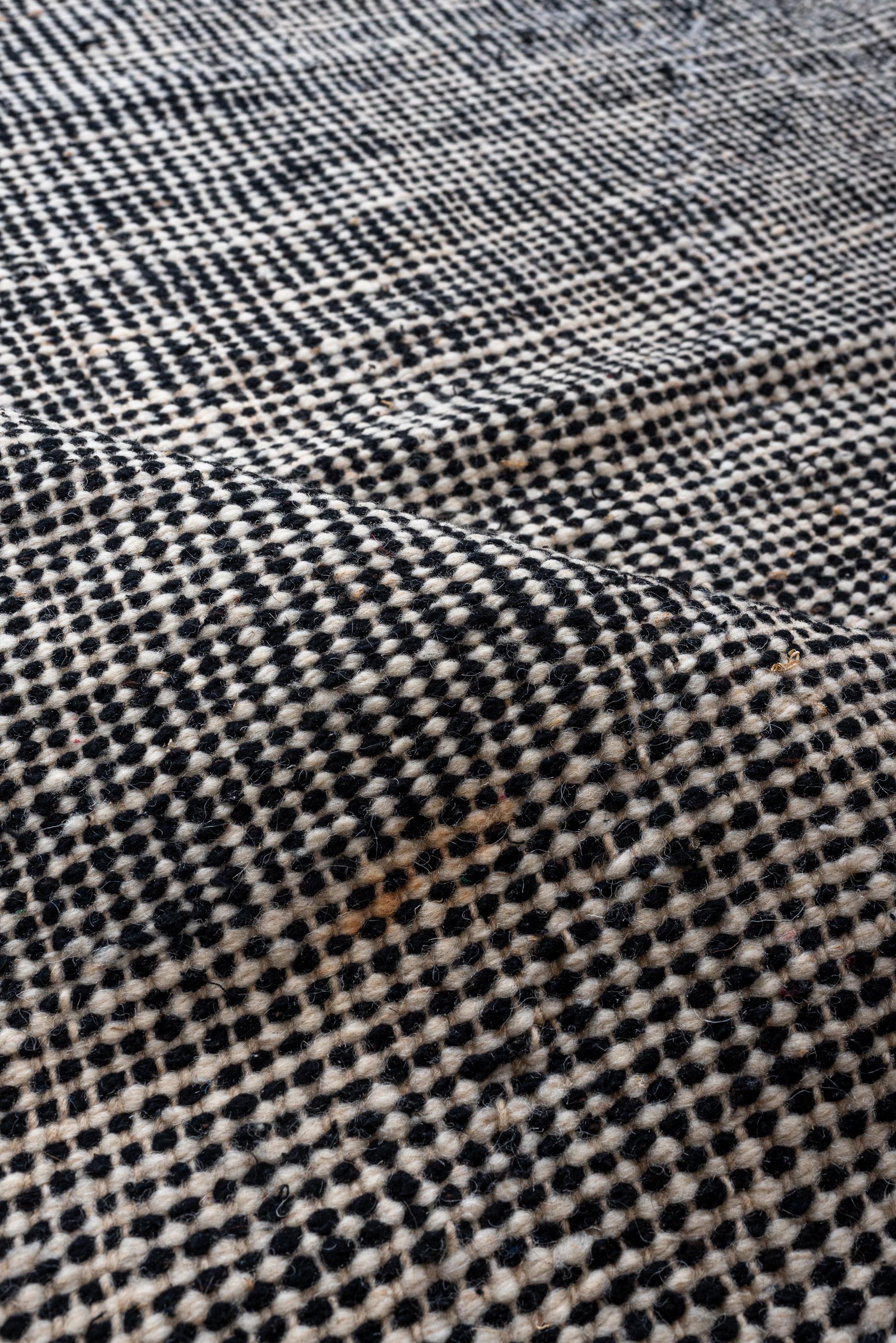 Alfombra marroquí moderna de diseño Kilim Siglo XXI y contemporáneo en venta
