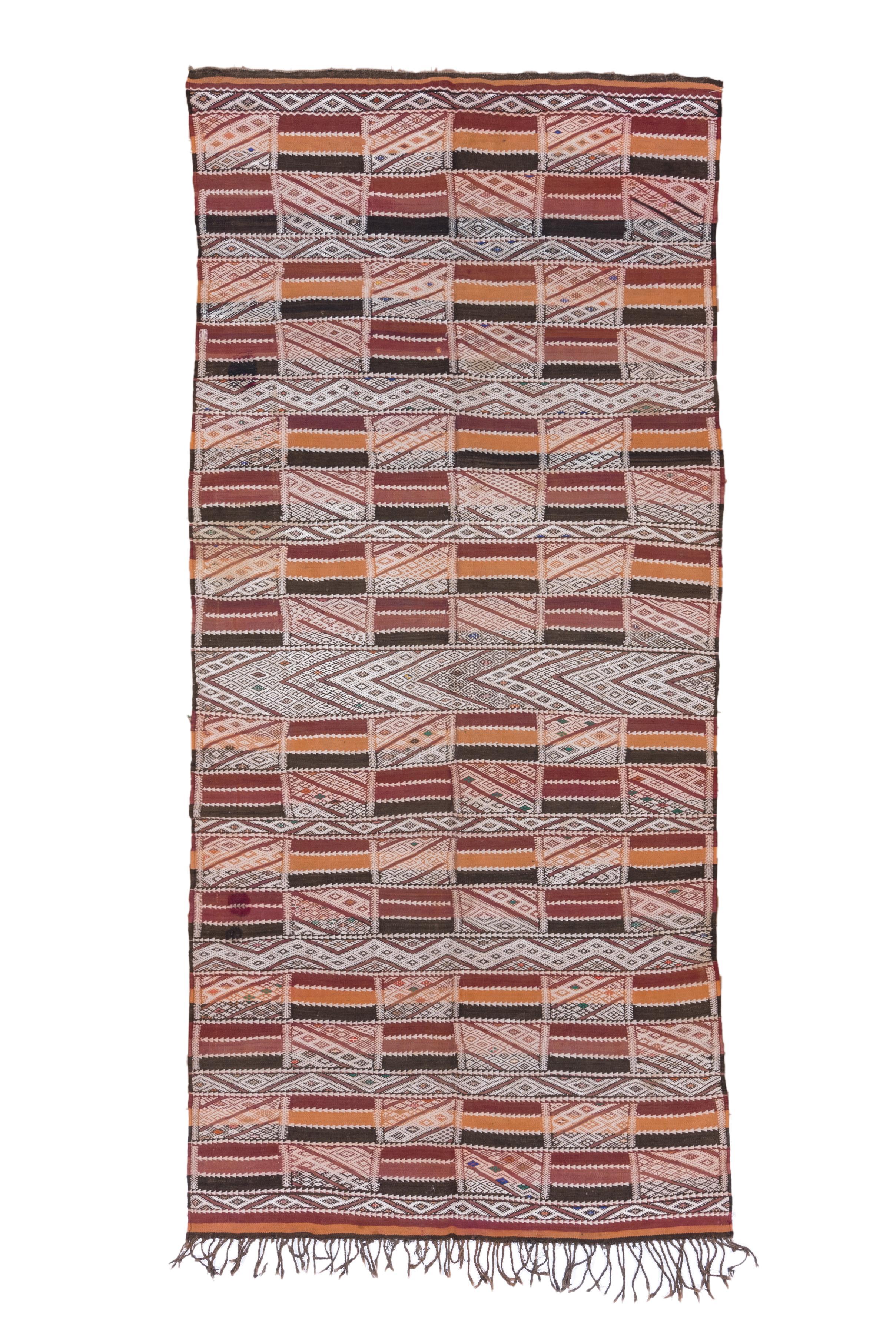 Kilim marocchino moderno multicolore
circa 1960
4'10x11.