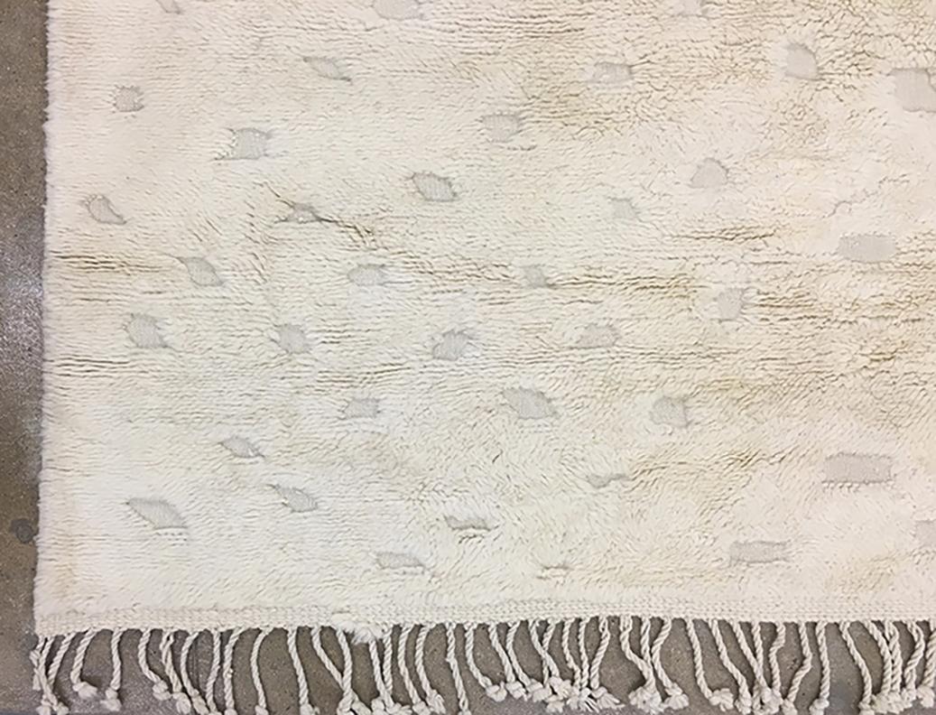 Each of our Moroccan Beni rugs is a one-of-a-kind piece, with its own story and history. The weavers who create these beautiful textiles are part of a centuries-old tradition passed down from mother to daughter. The making of a Beni rug is truly an