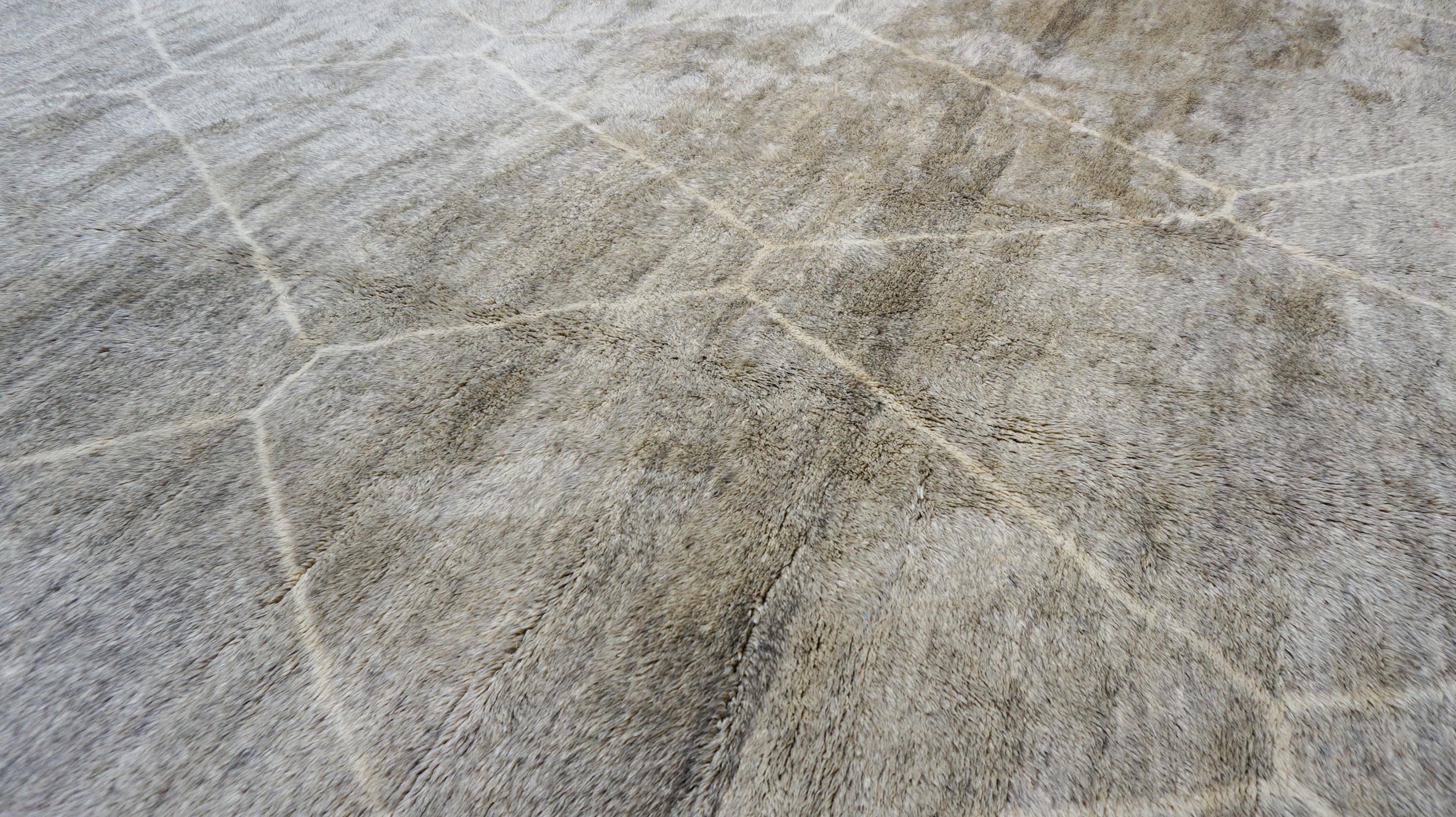 Marocchino Tappeto moderno in lana a reticolo diamantato Moroccan Mink 10'6''x15' in vendita