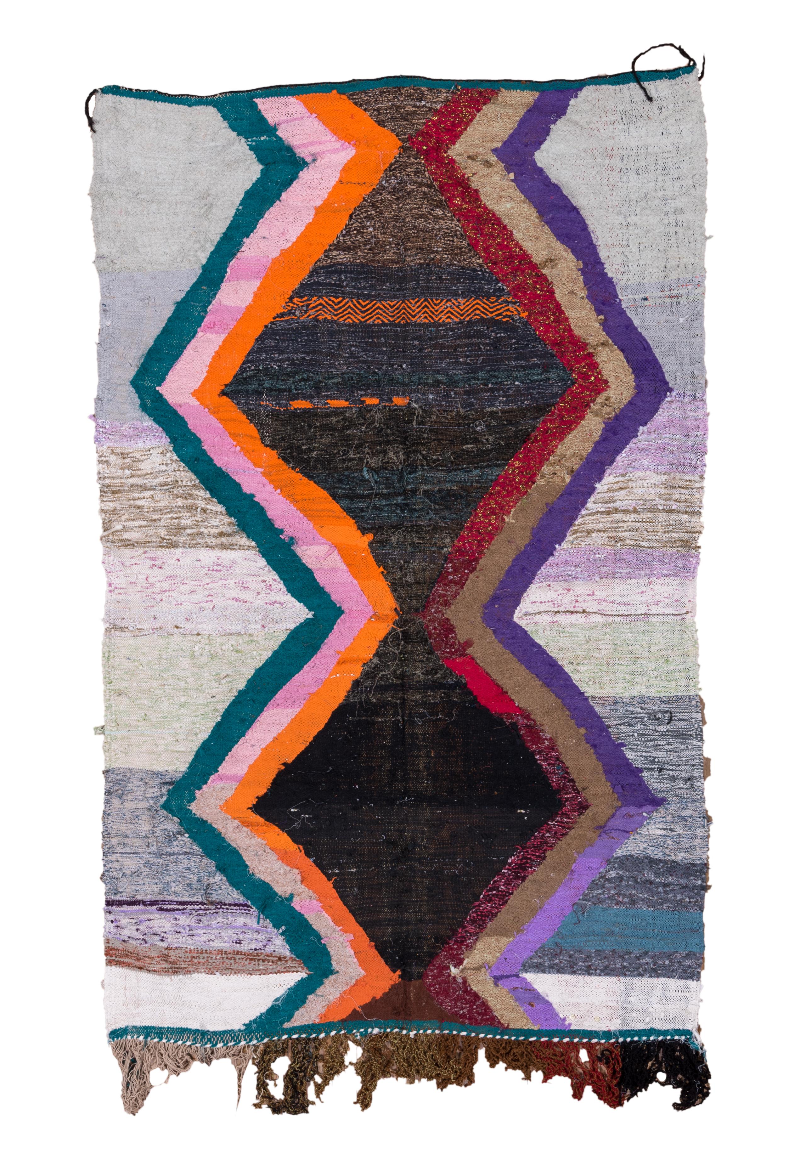Modern Multicolor shag rug
Circa 1950s
4'9x7'5.