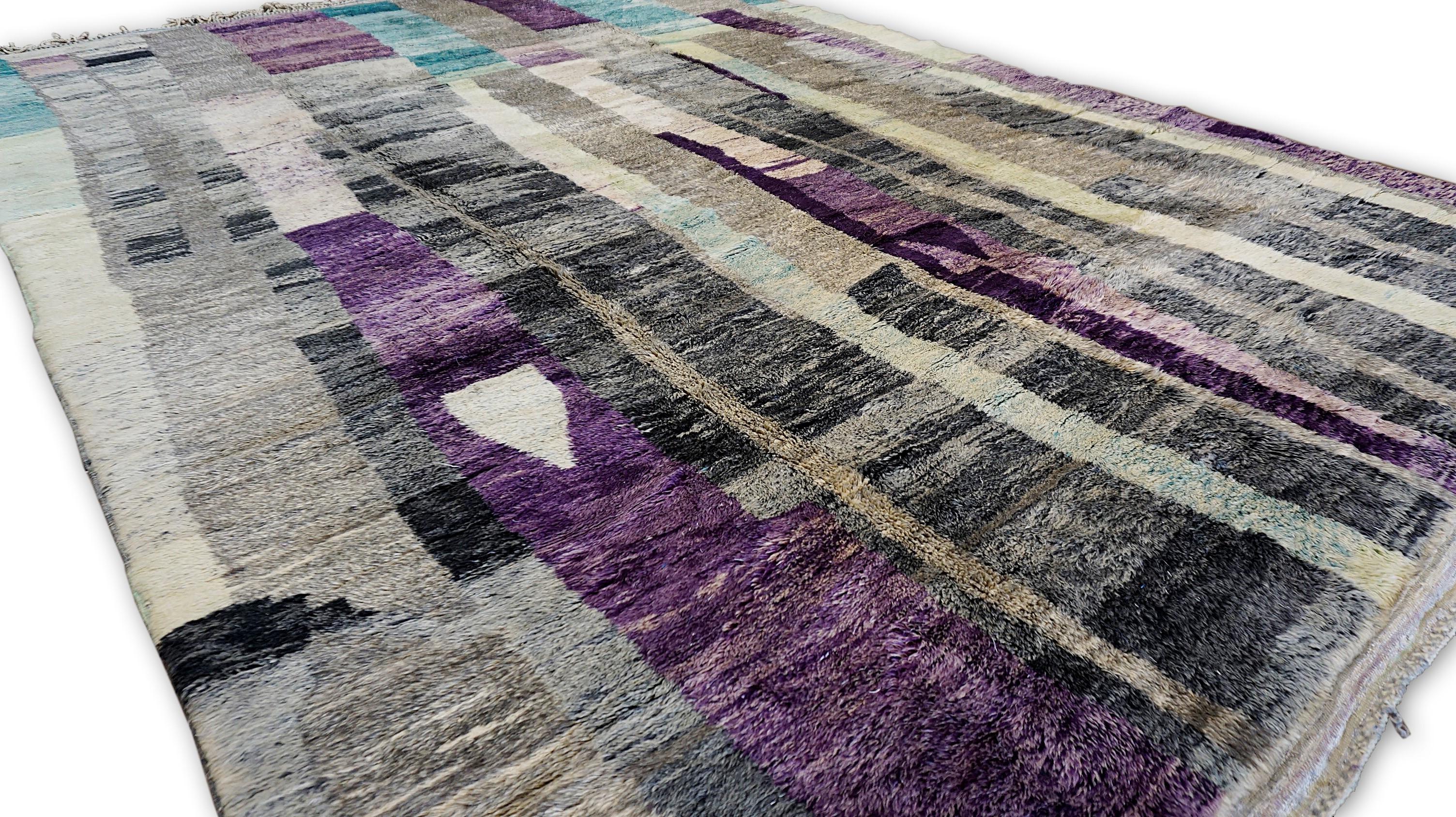 Bohémien Tappeto moderno marocchino in lana viola, blu e grigio 10'x14'4'' in vendita