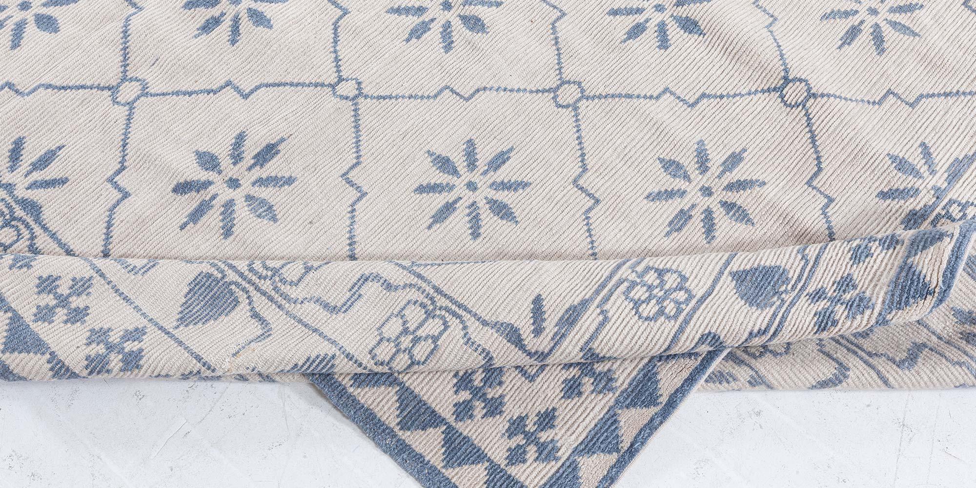 Modern Moroccan Hand-Knotted Wool Rug by Doris Leslie Blau For Sale 4