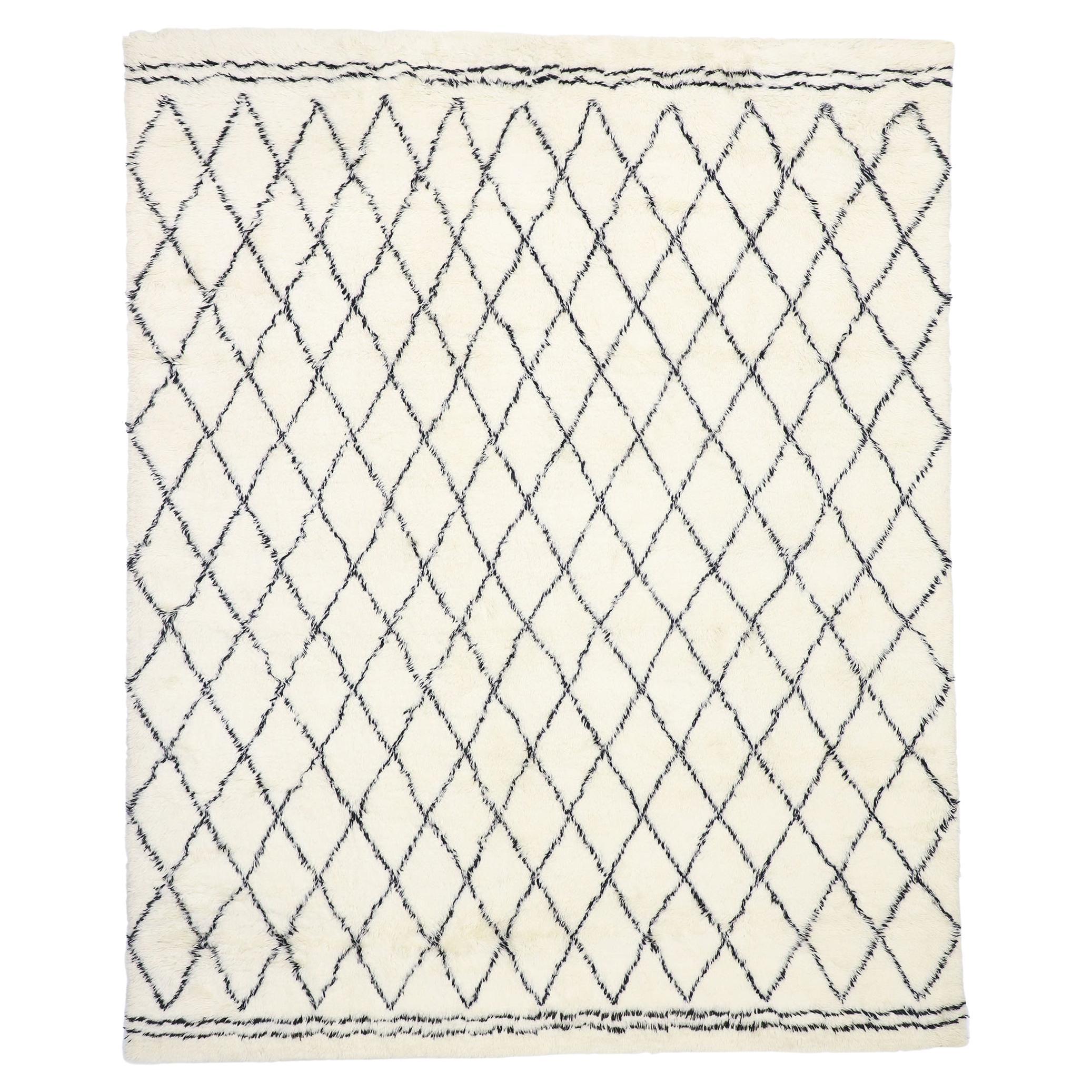 Modern Moroccan Rug, Cozy Cohesiveness Meets Soft and Subtle For Sale