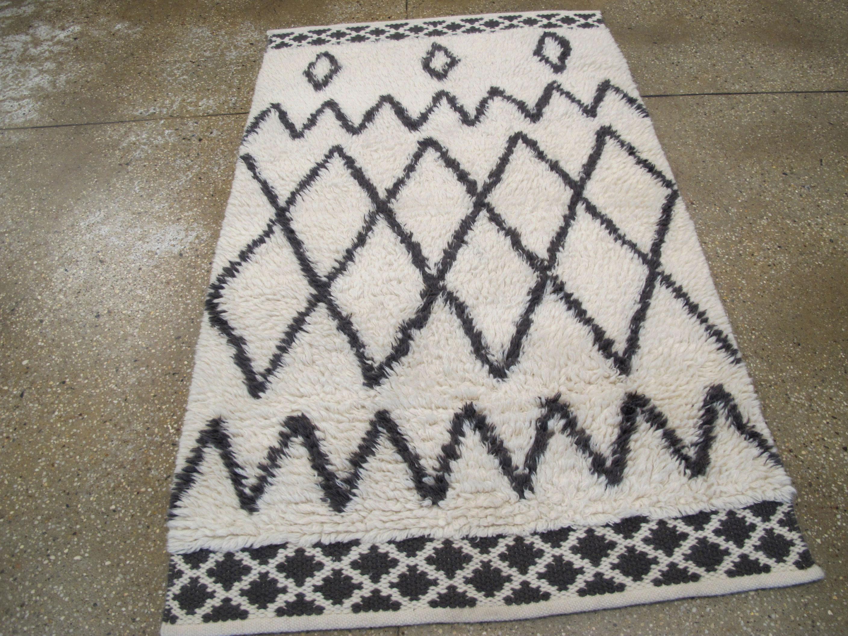 Hand-Knotted Modern Moroccan Rug For Sale