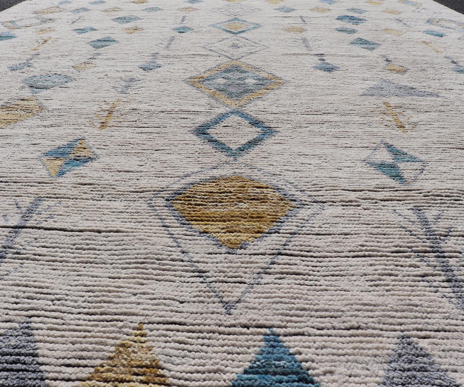 Hand-Knotted Modern Moroccan Rug in Wool with Sub-Geometric Tribal Diamond Design On Ivory 