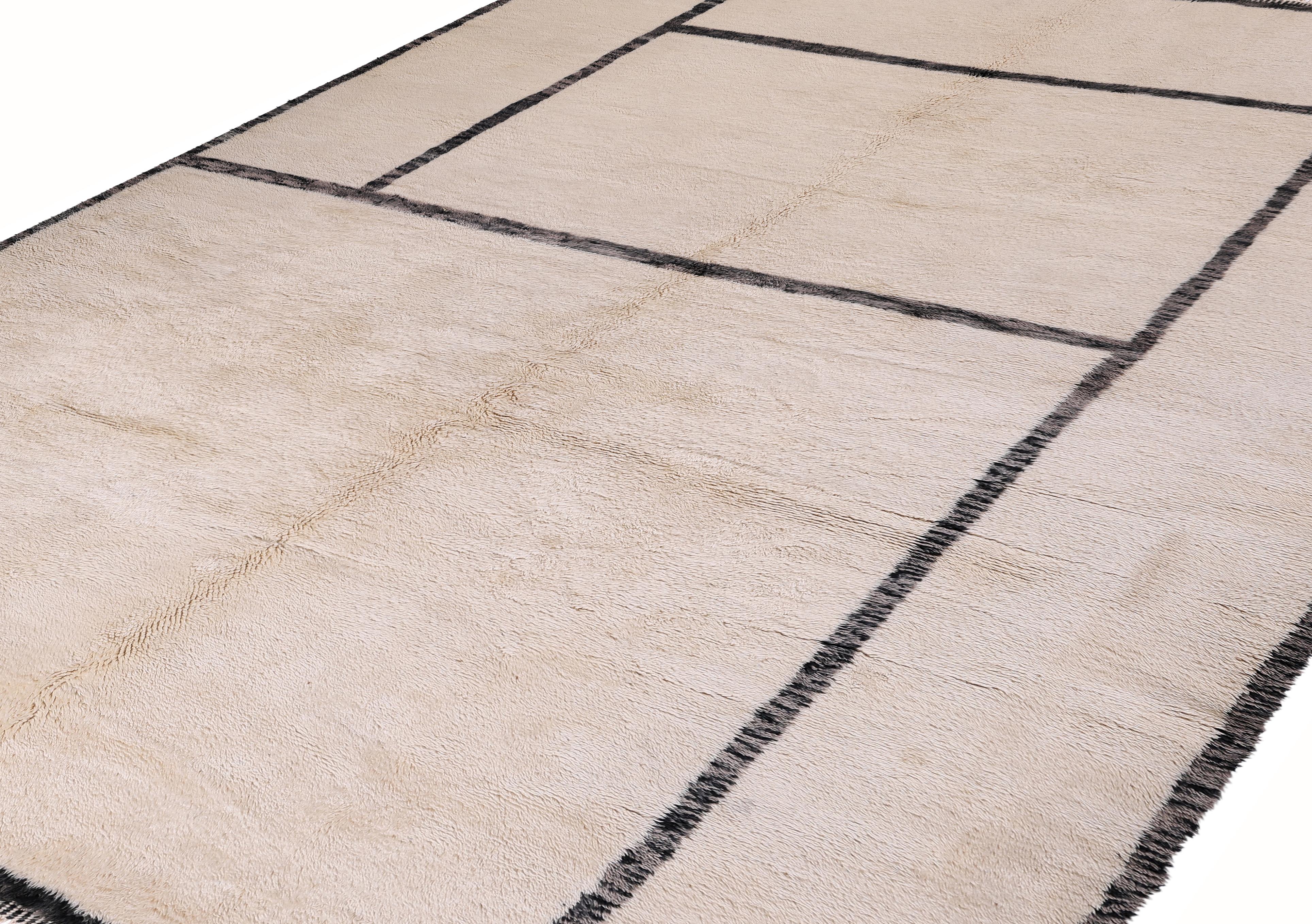 Organic Modern Modern Moroccan Rug with Handwoven Abstract Grid Design For Sale