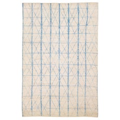 Moderner geometrischer Oversize-Wollteppich im marokkanischen Stil in Beige und Blau, handgefertigt