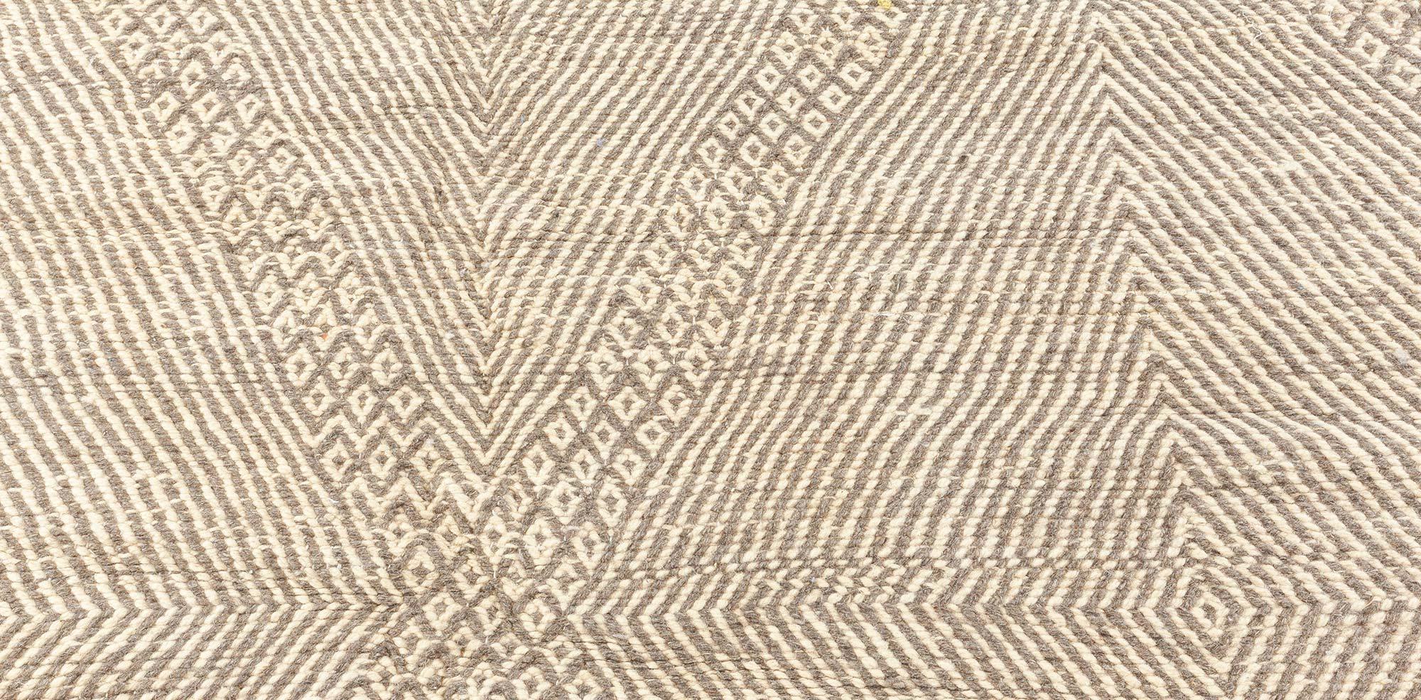 Tappeto in lana a trama piatta in stile marocchino moderno di Doris Leslie Blau In condizioni Nuovo in vendita a New York, NY