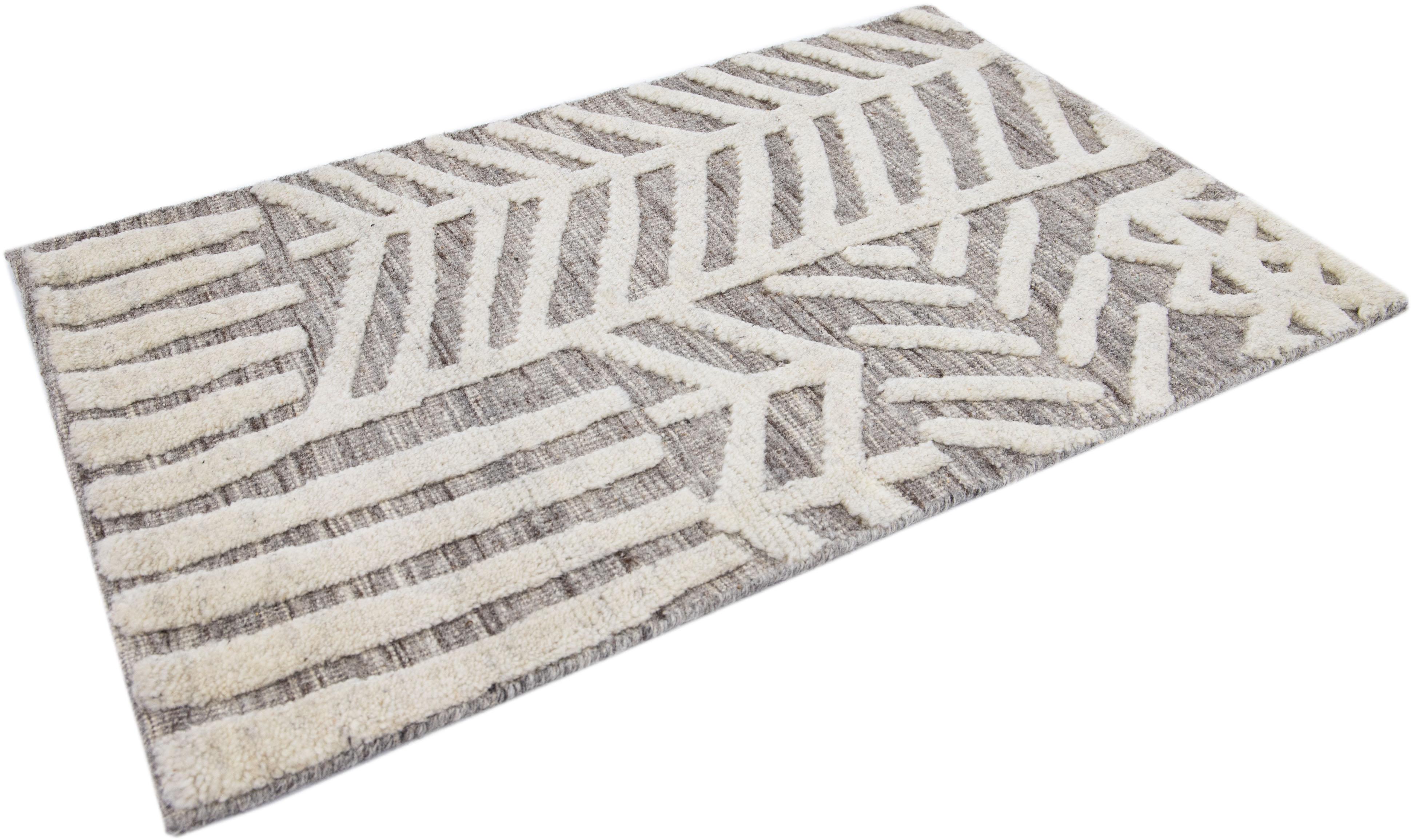 Modern Moroccan Style Gray Handmade Custom Wool Rug In New Condition For Sale In Norwalk, CT