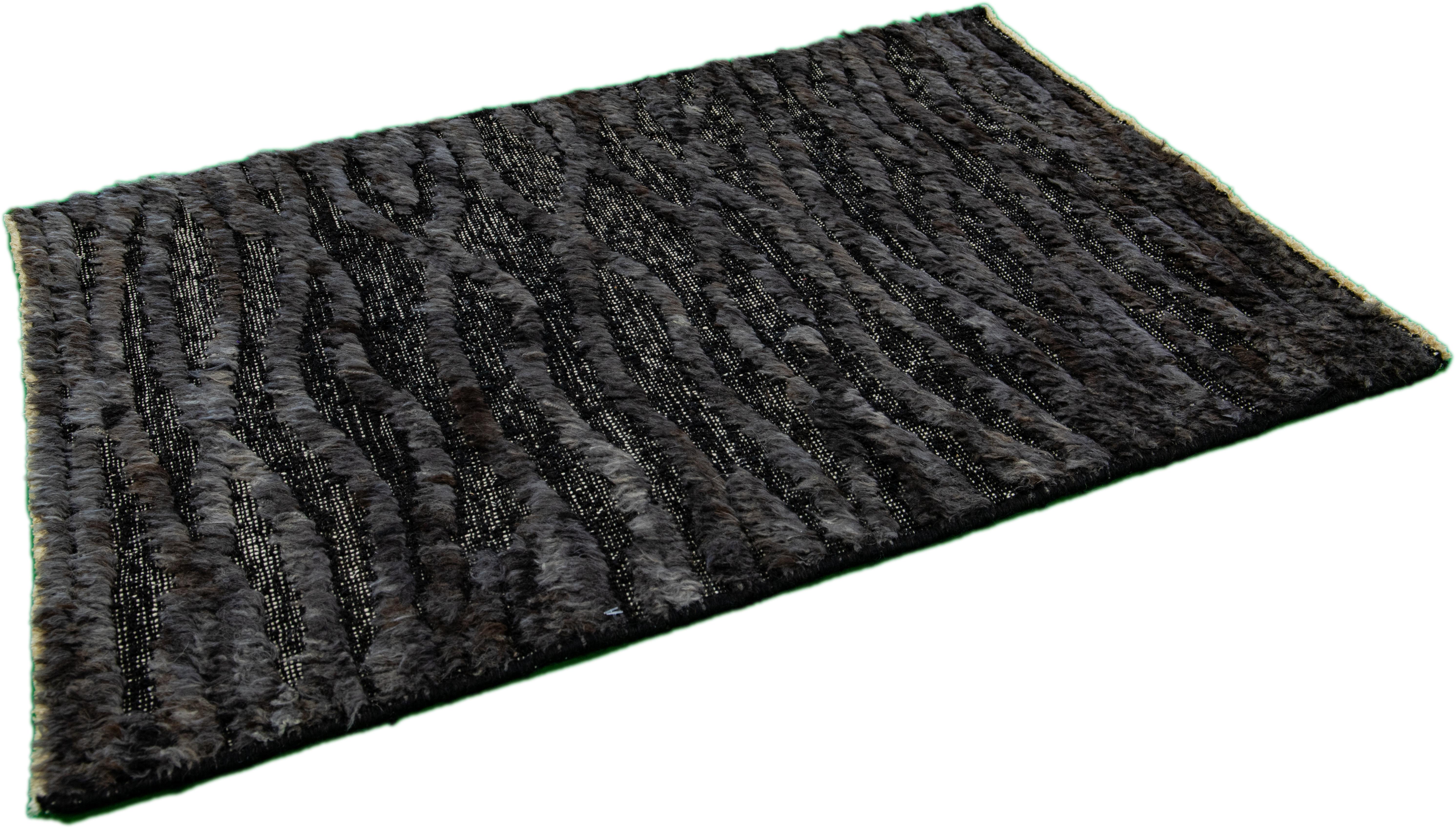 Organic Modern Modern Moroccan Style Handmade Black/Gray Custom Wool Rug For Sale