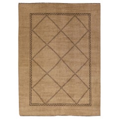 Moderner handgefertigter brauner Wollteppich im marokkanischen Stil mit geometrischem Motiv von Apadana