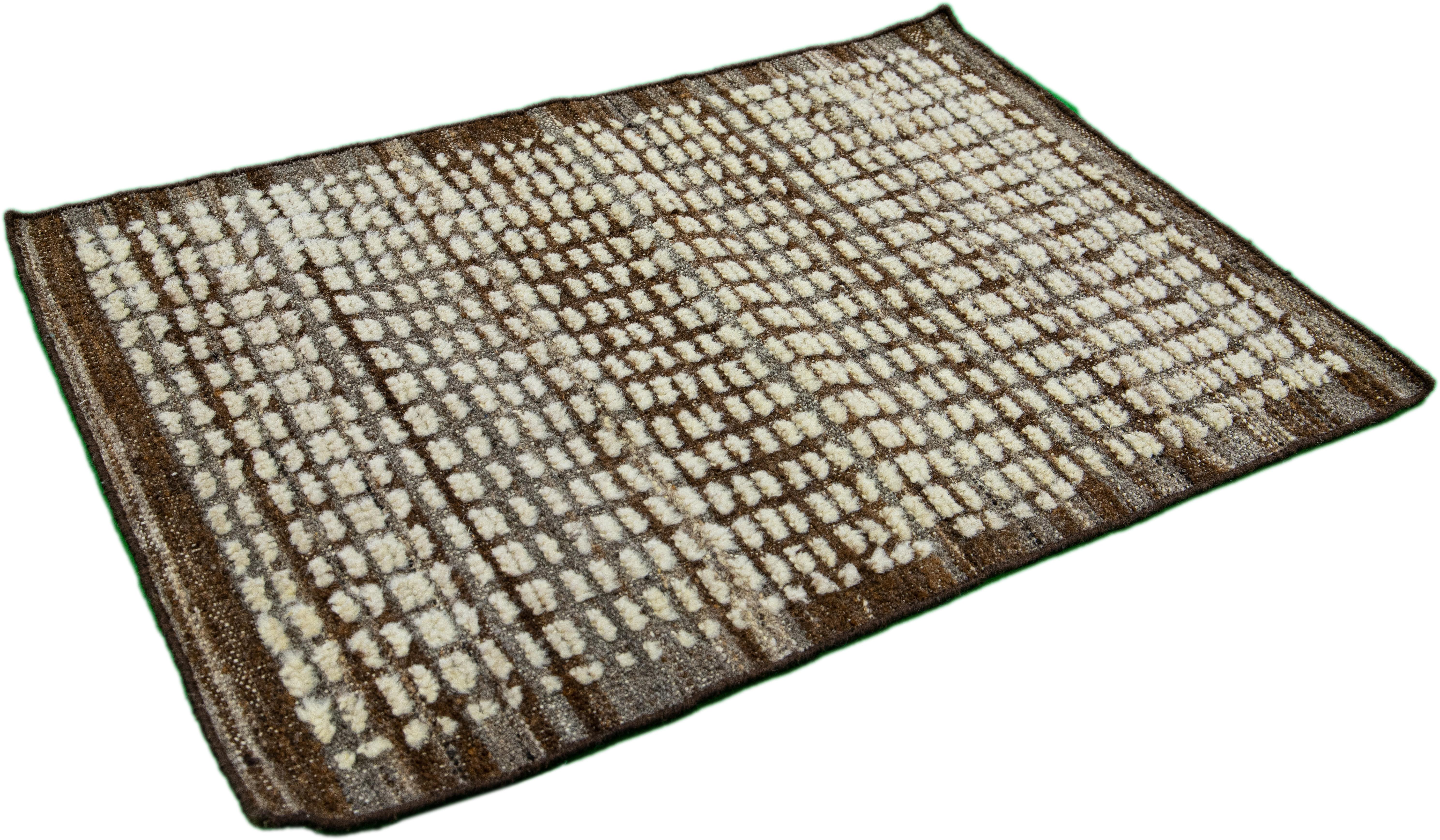 Indian Modern Moroccan Style Handmade Custom Brown Wool Rug For Sale